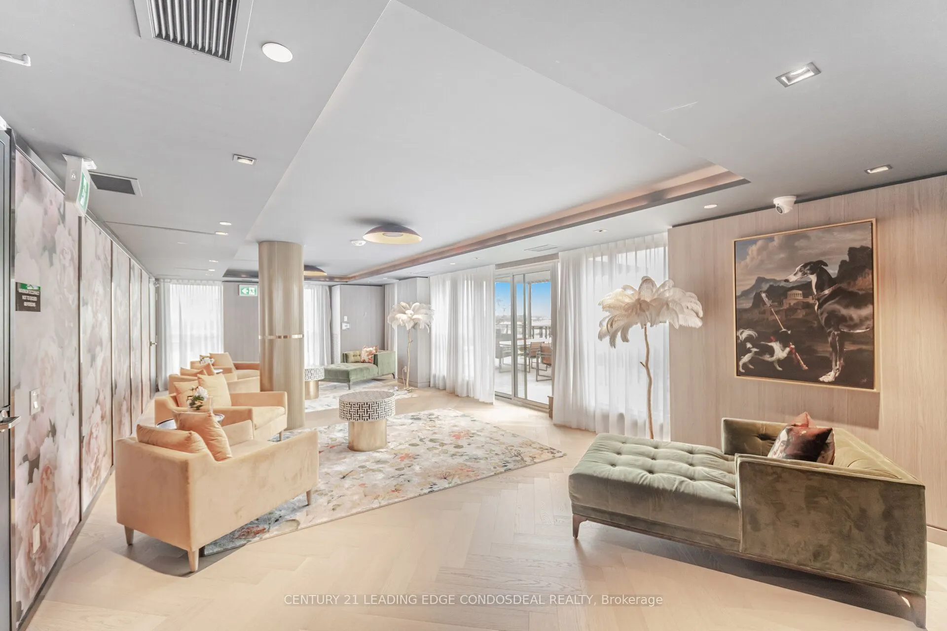 405 Dundas Street W, #234