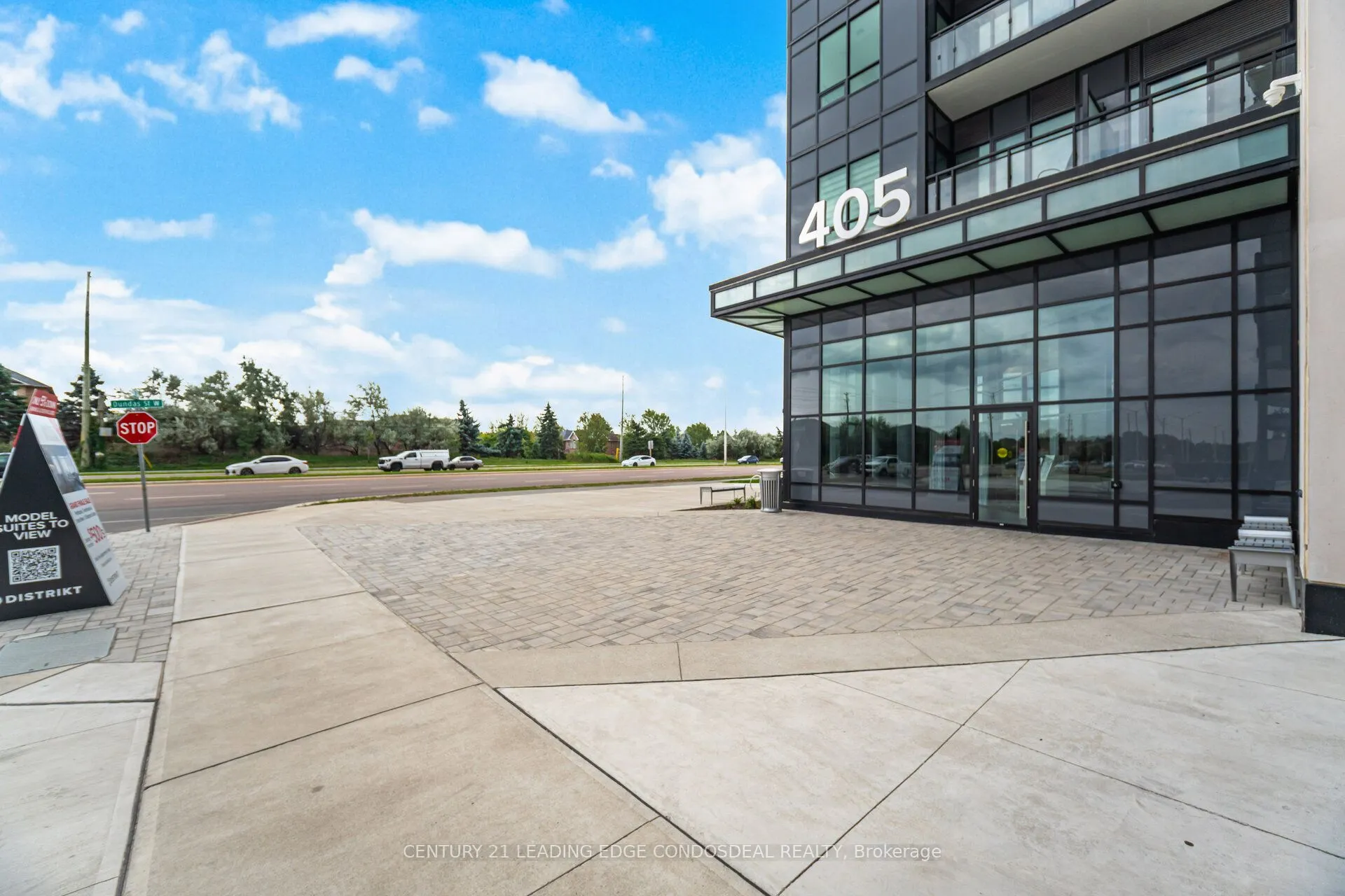 405 Dundas Street W, #234