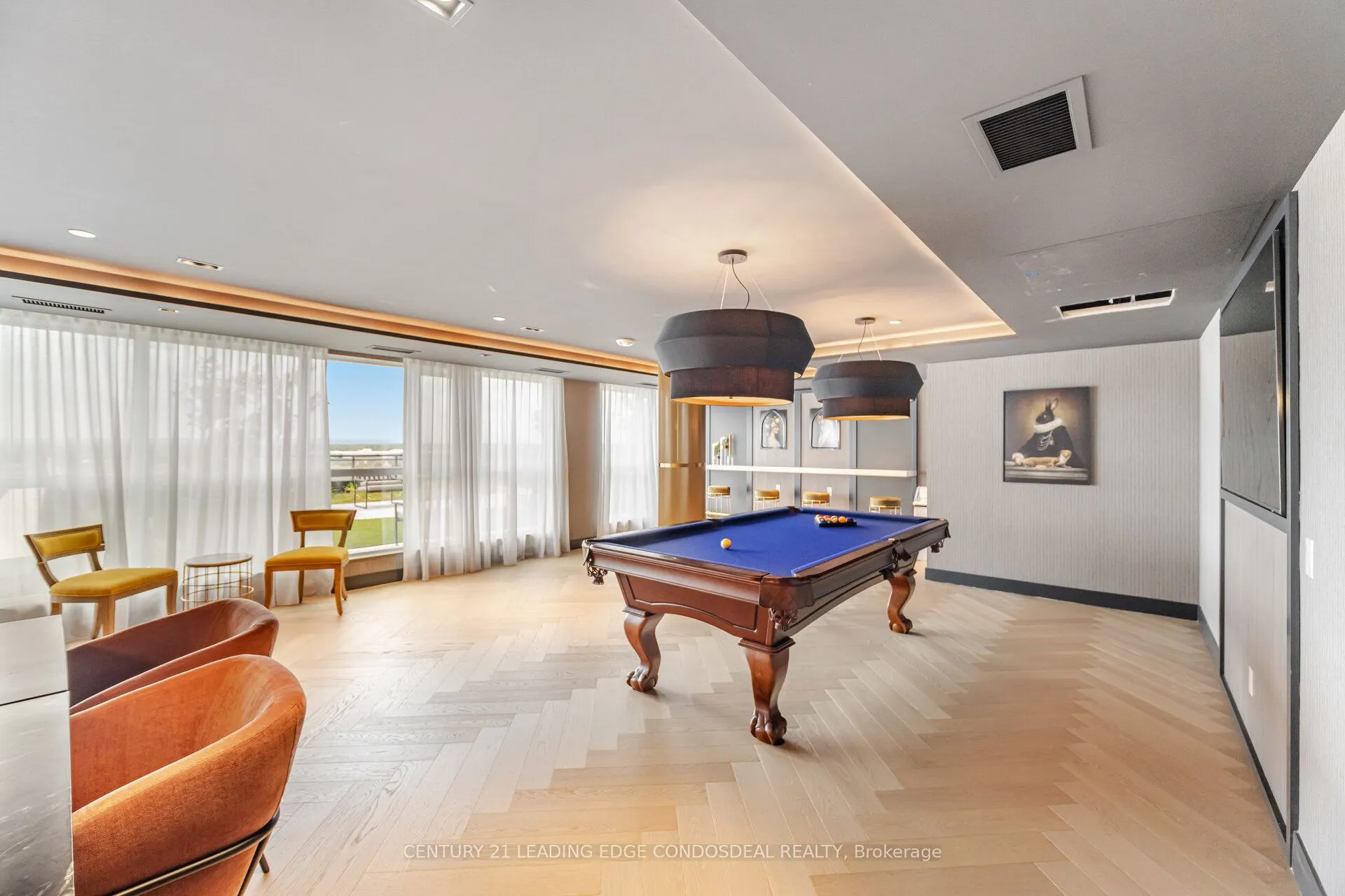 405 Dundas Street W, #234