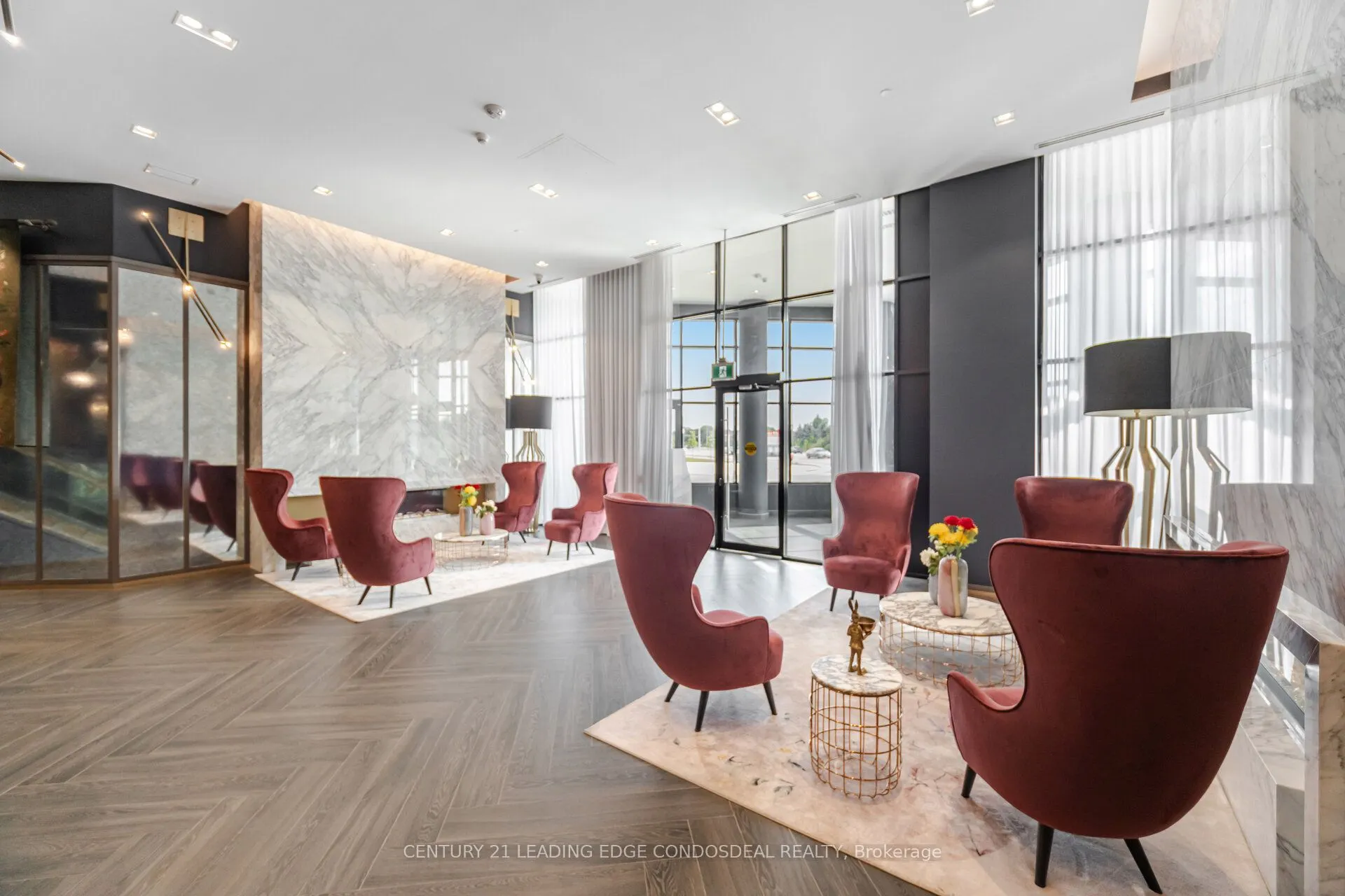 405 Dundas Street W, #234