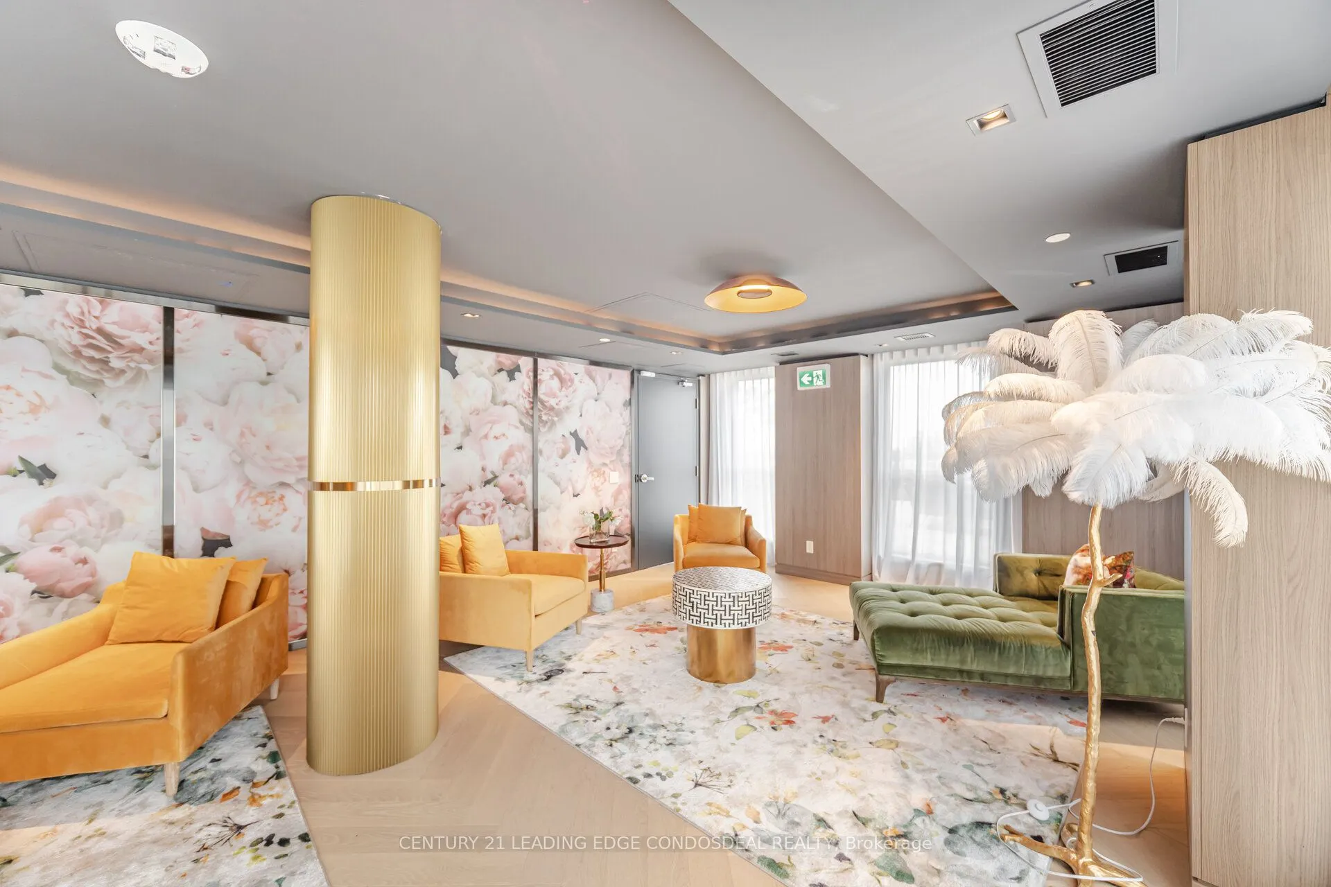 405 Dundas Street W, #234