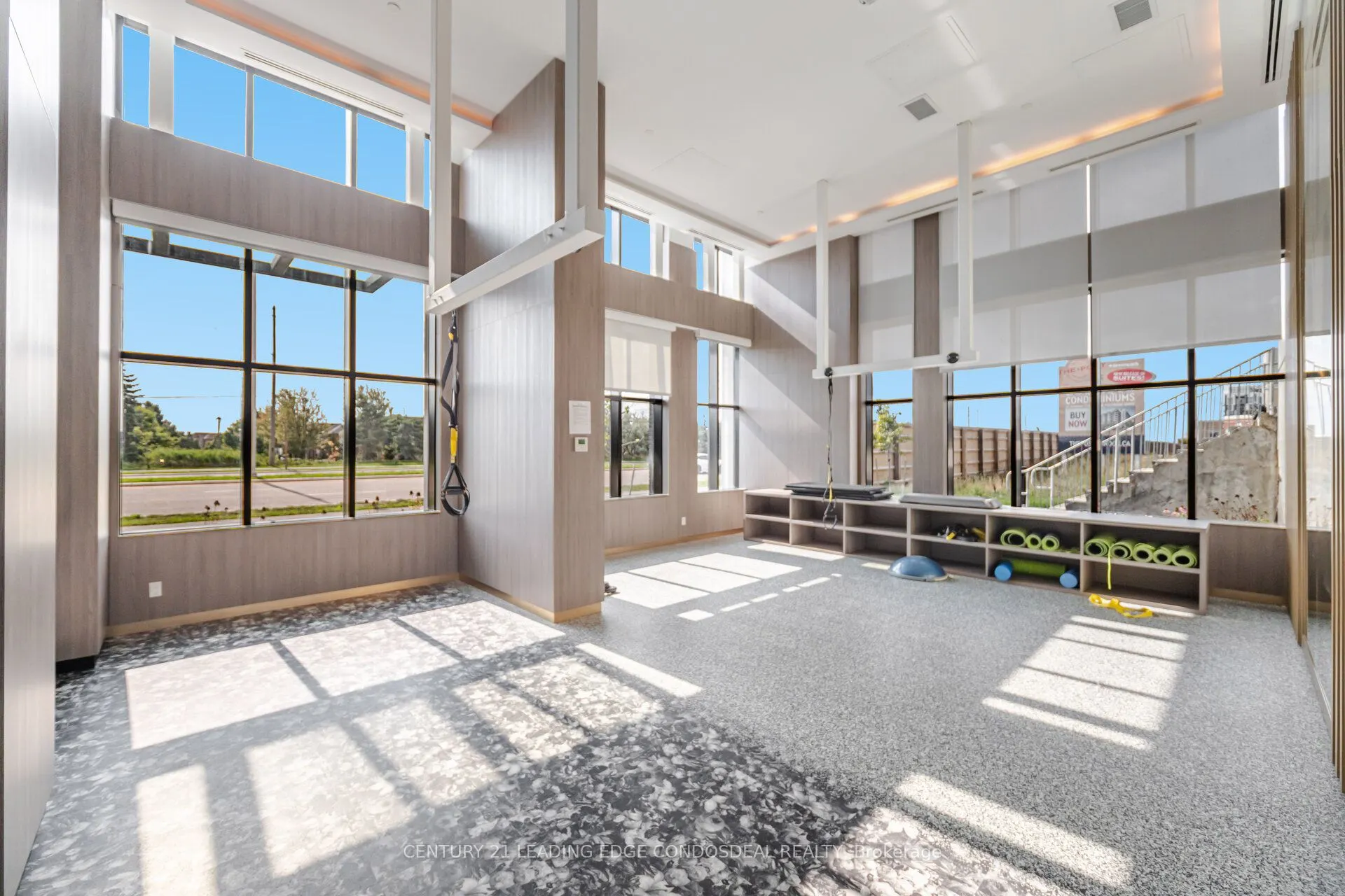 405 Dundas Street W, #234