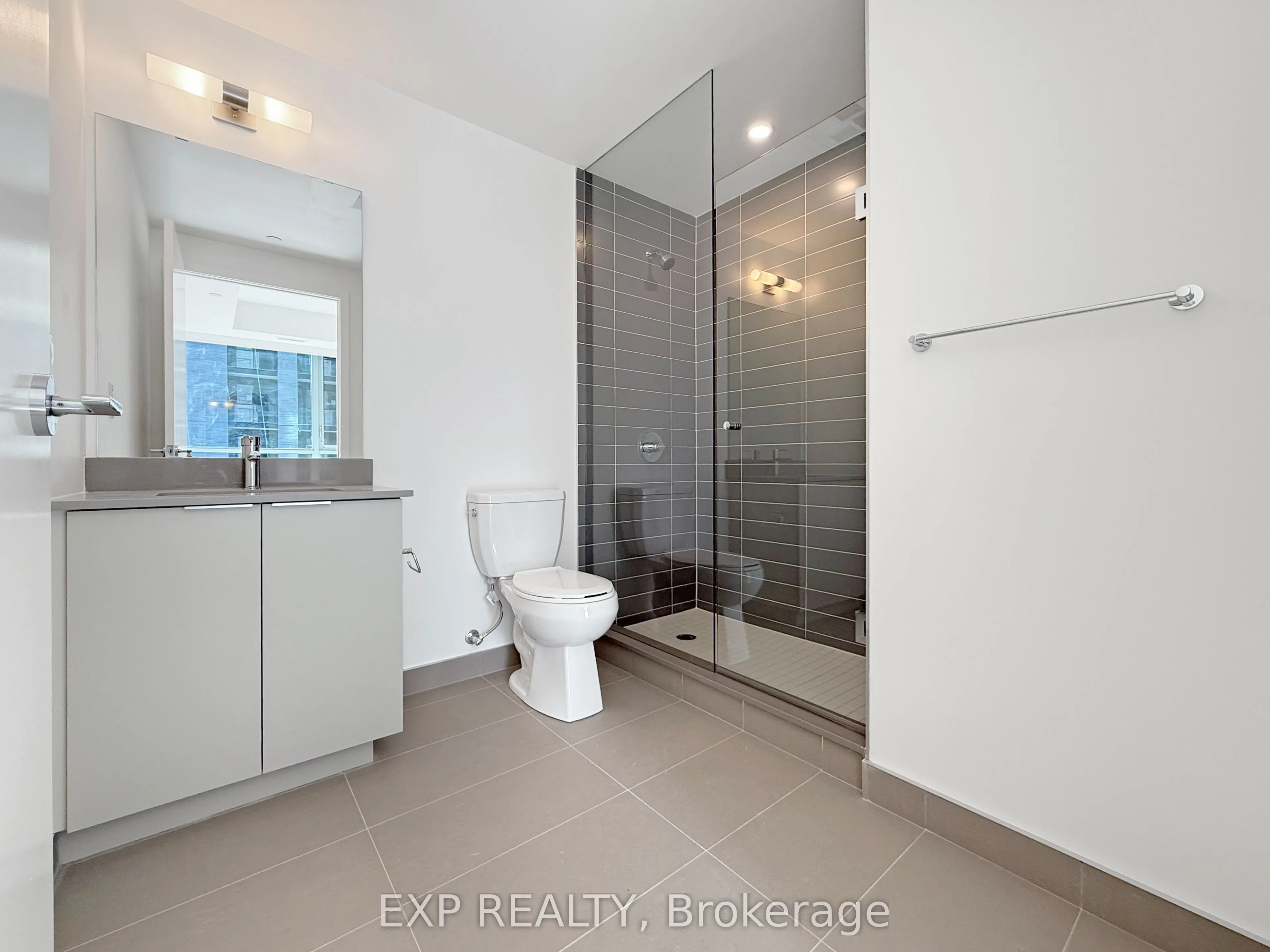 3079 Trafalgar Road, #1002