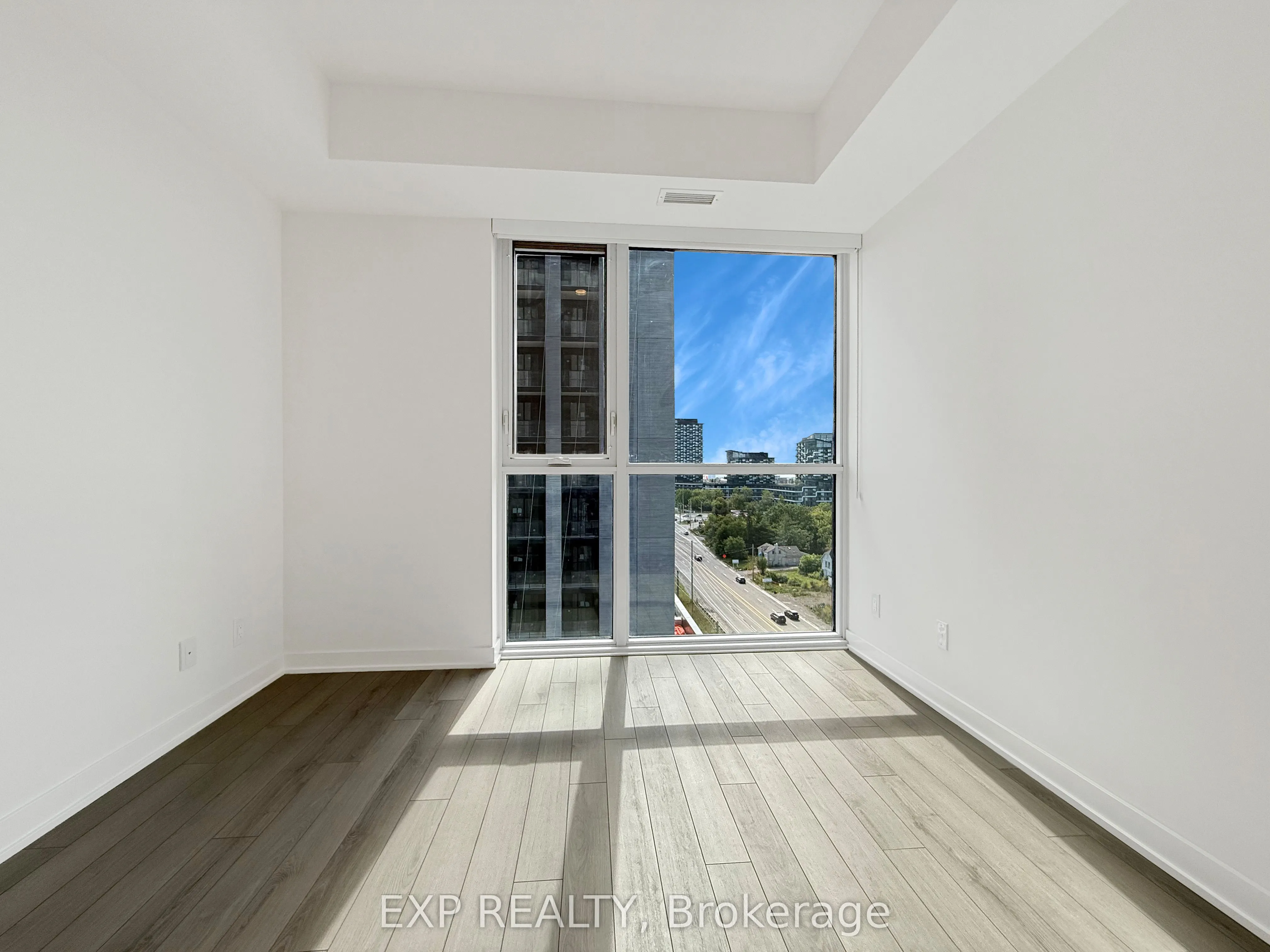 3079 Trafalgar Road, #1002