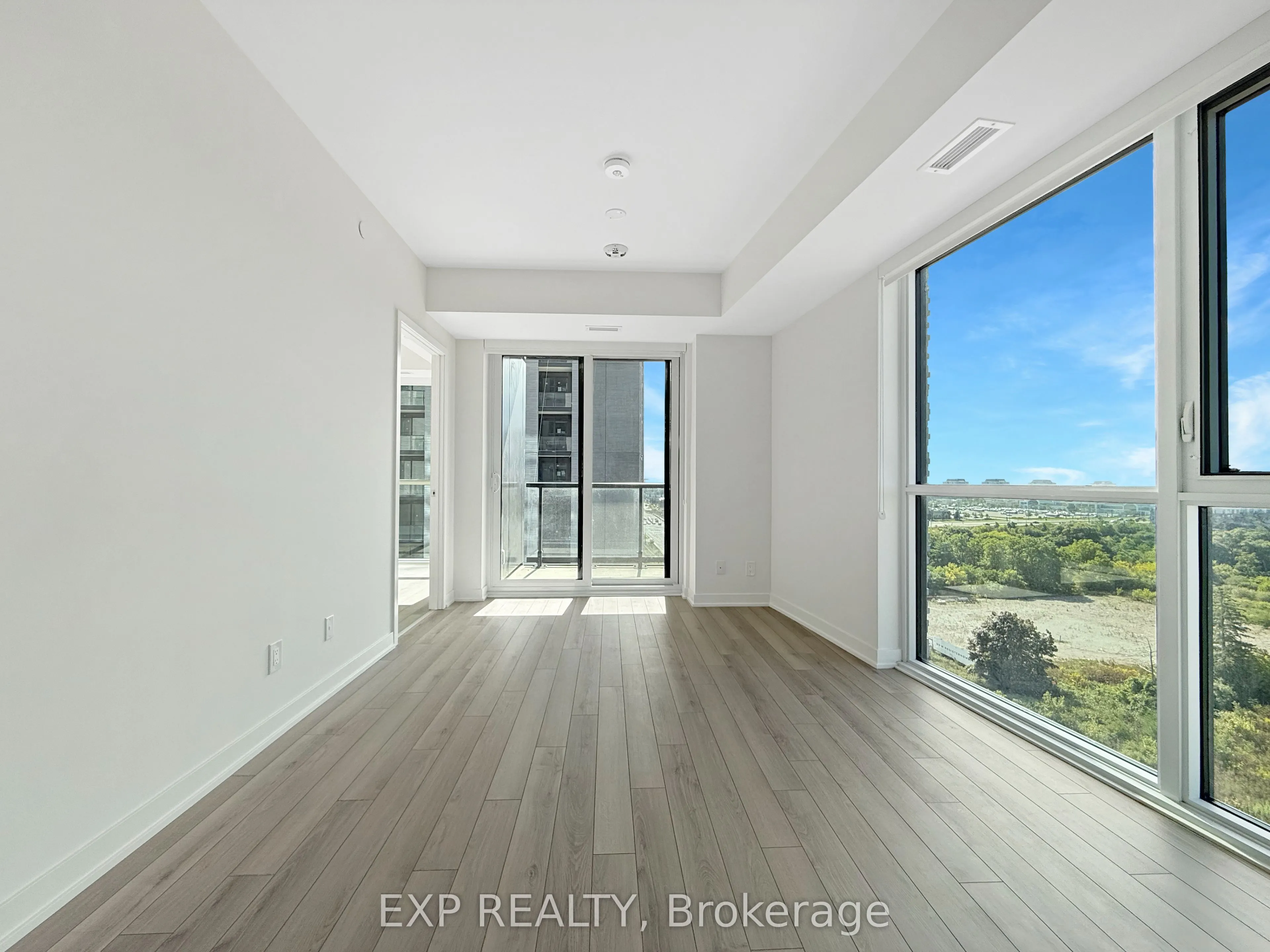 3079 Trafalgar Road, #1002