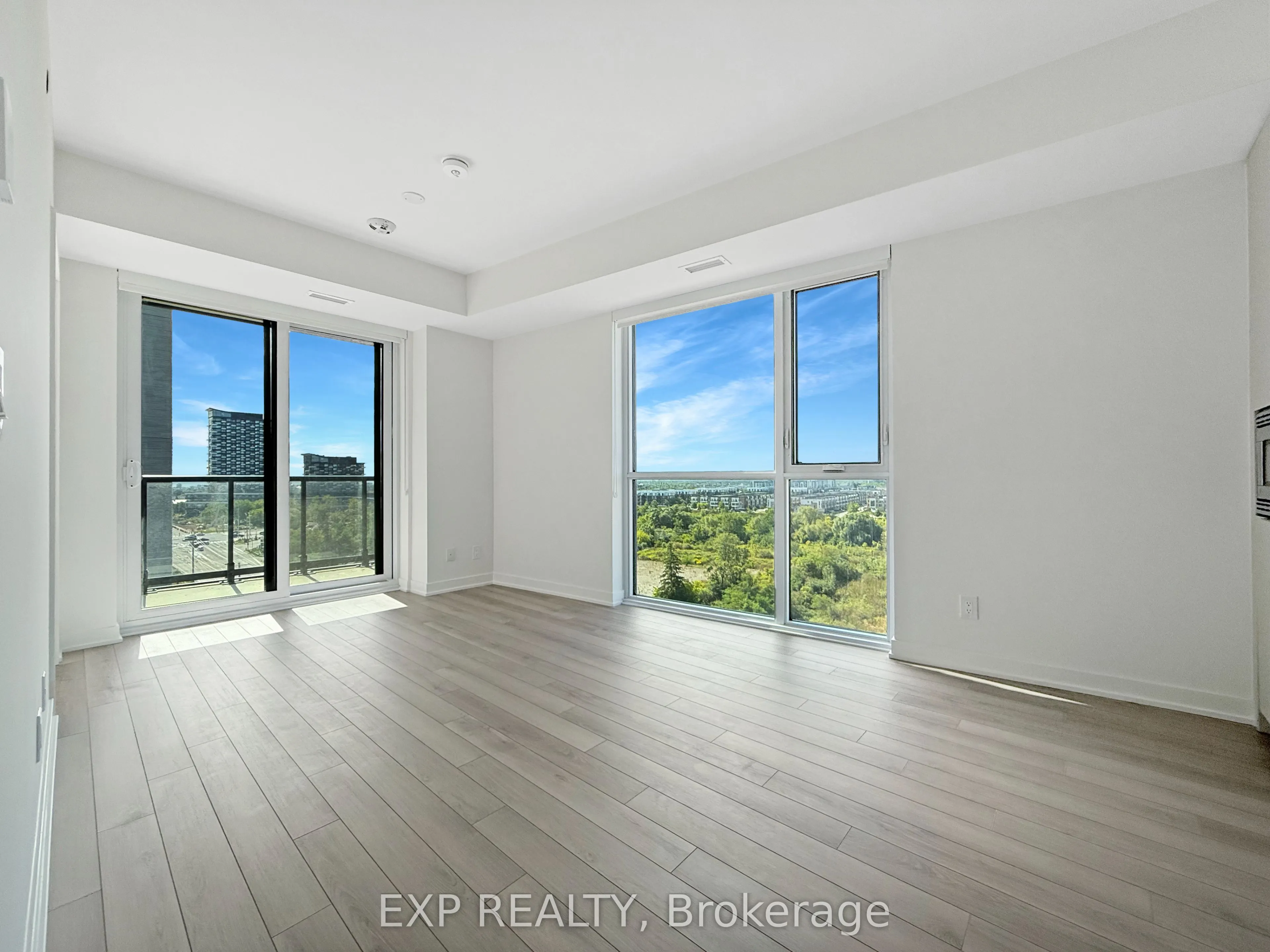 3079 Trafalgar Road, #1002