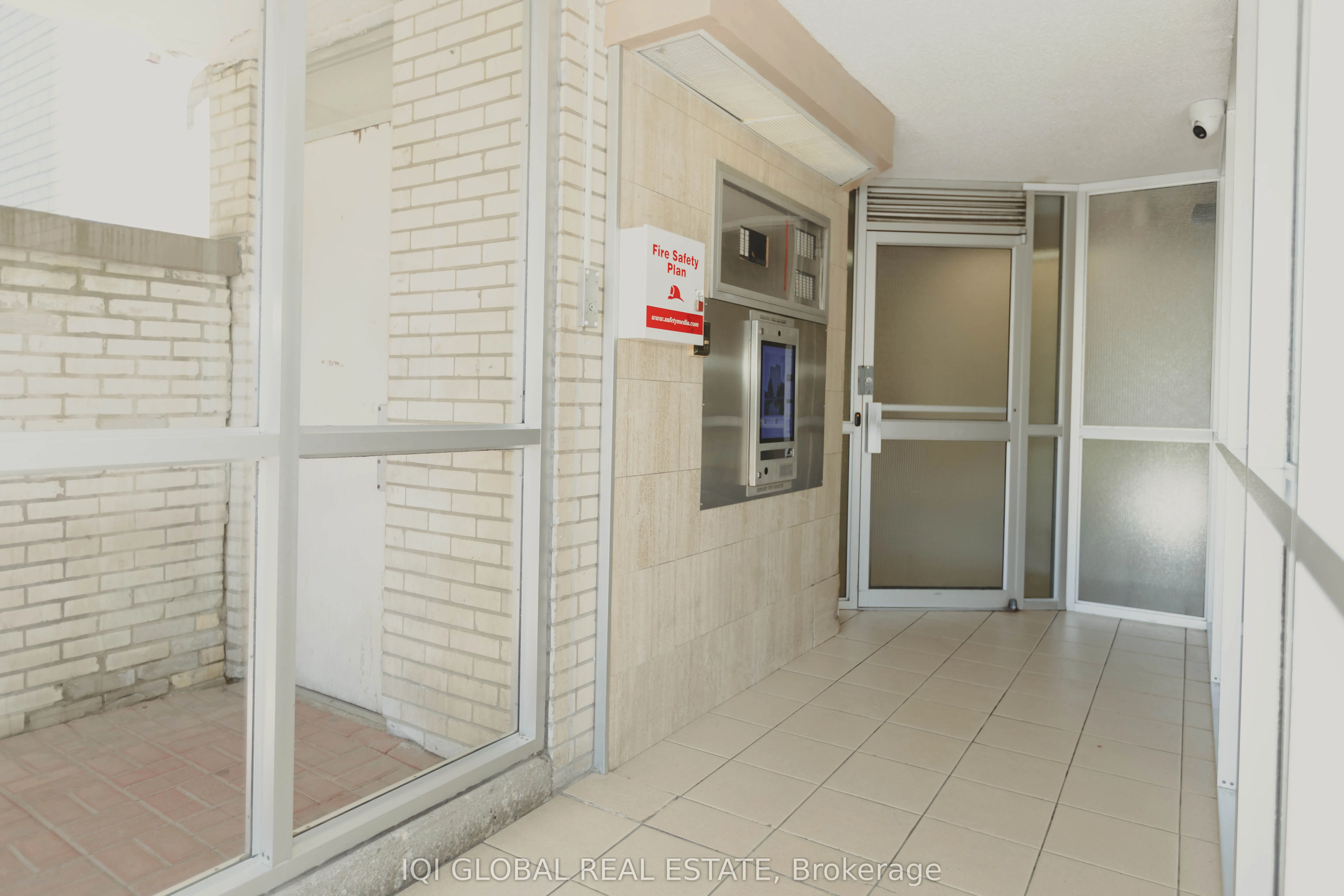 390 Dixon Road SE, #1202