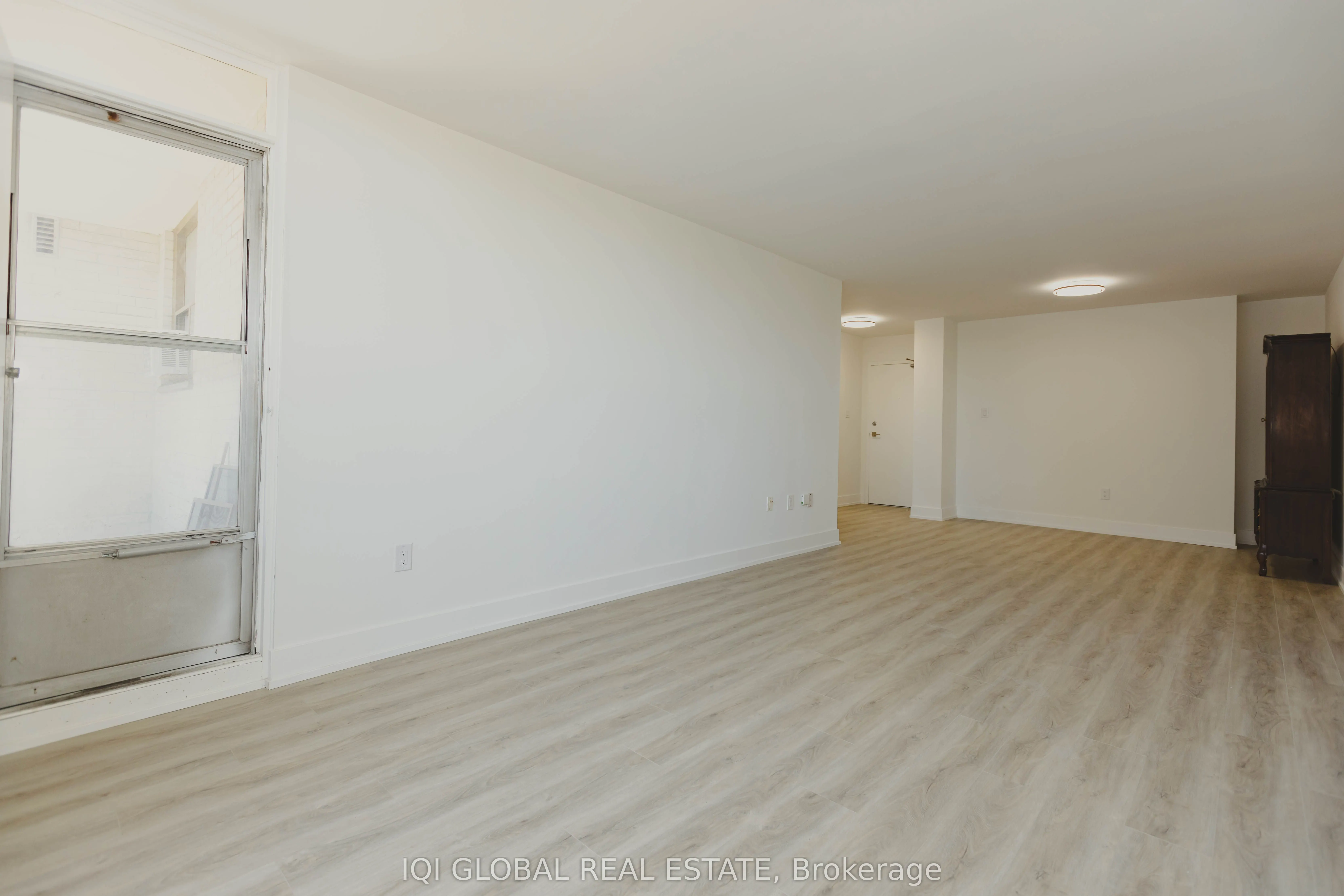 390 Dixon Road SE, #1202