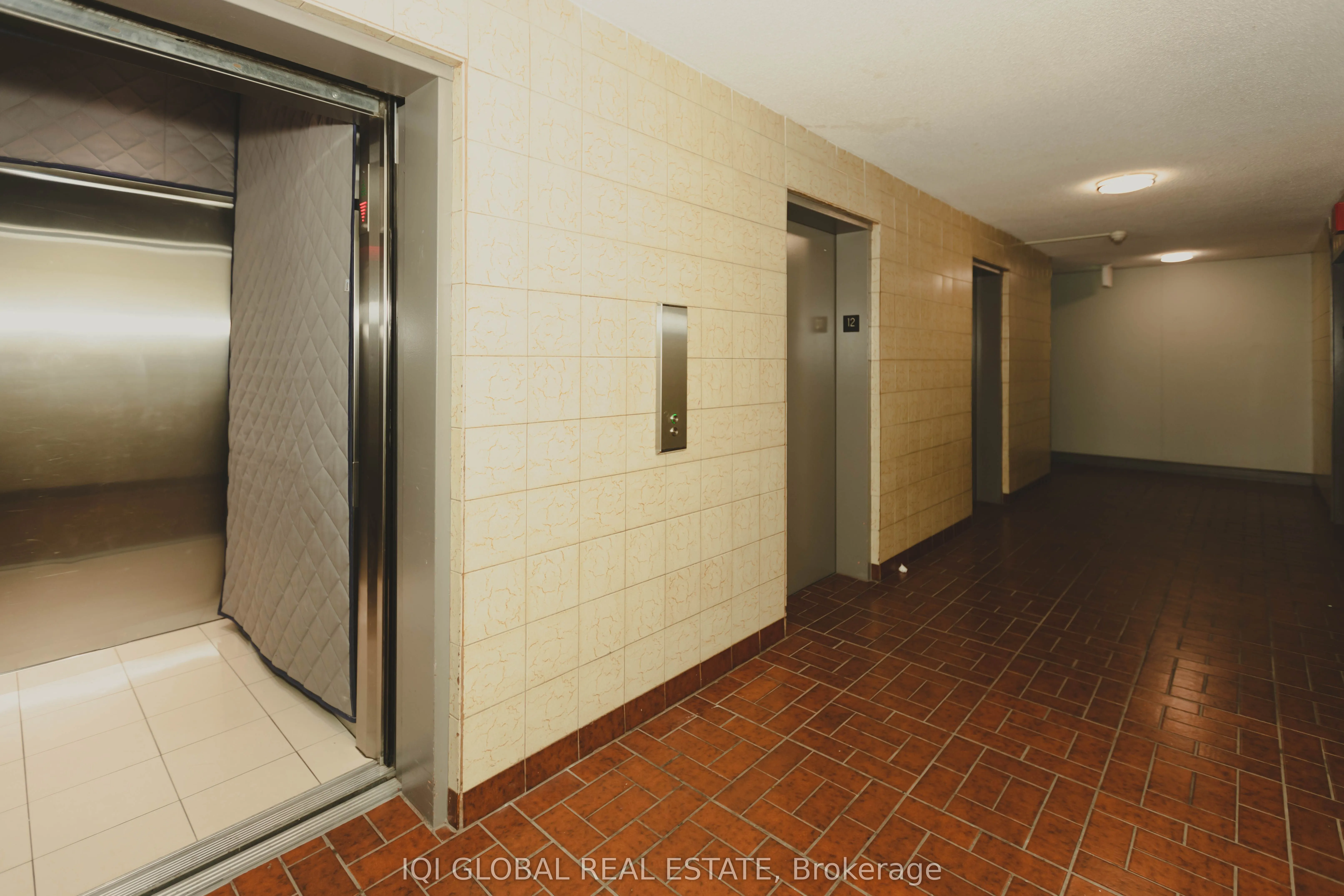 390 Dixon Road SE, #1202