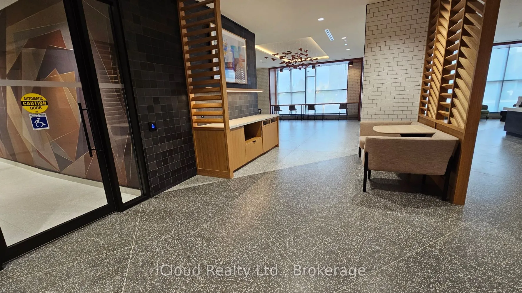 2495 Eglinton Avenue W, #2002