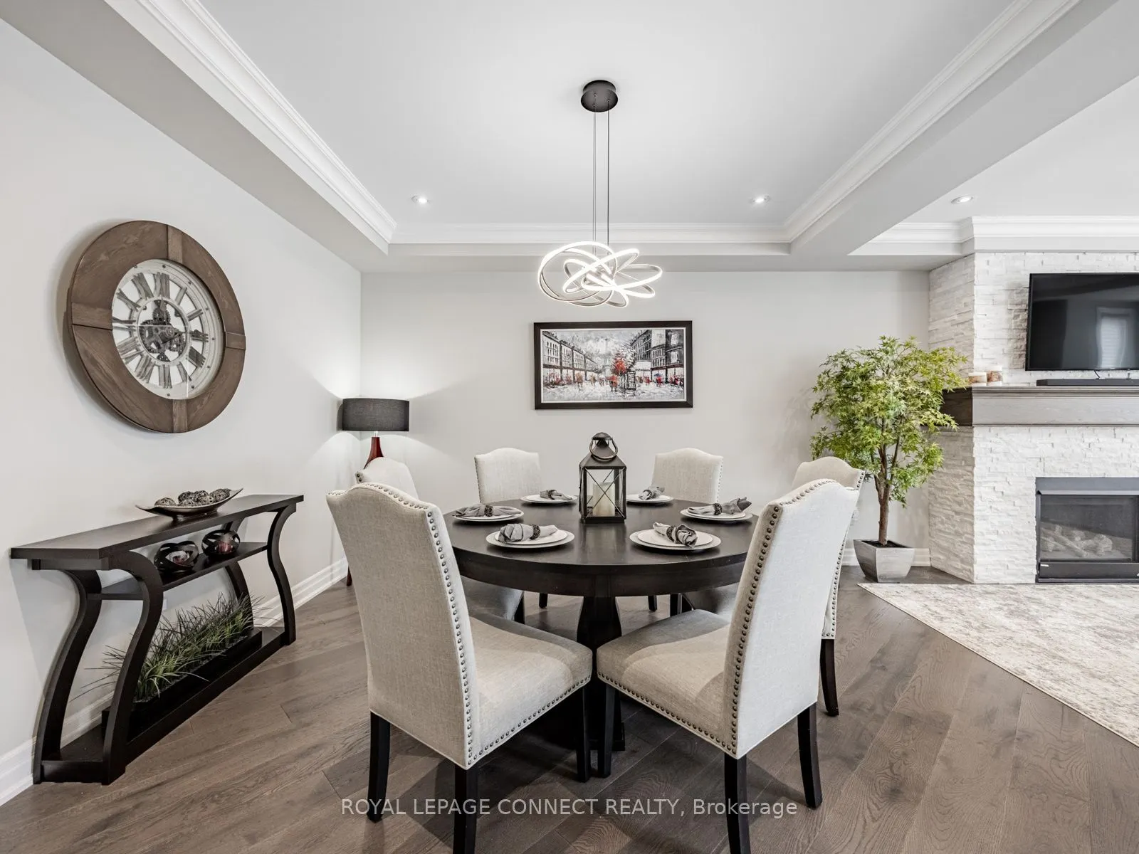 3302 Mintwood Circle