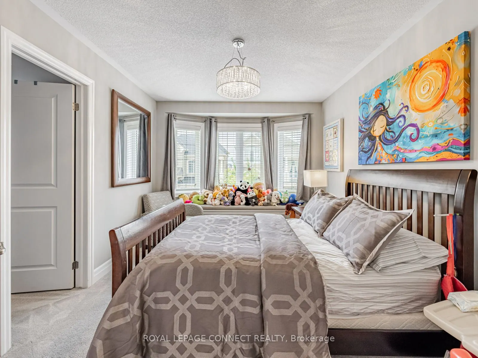 3302 Mintwood Circle