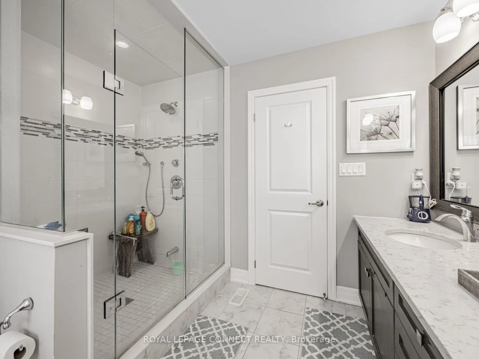 3302 Mintwood Circle