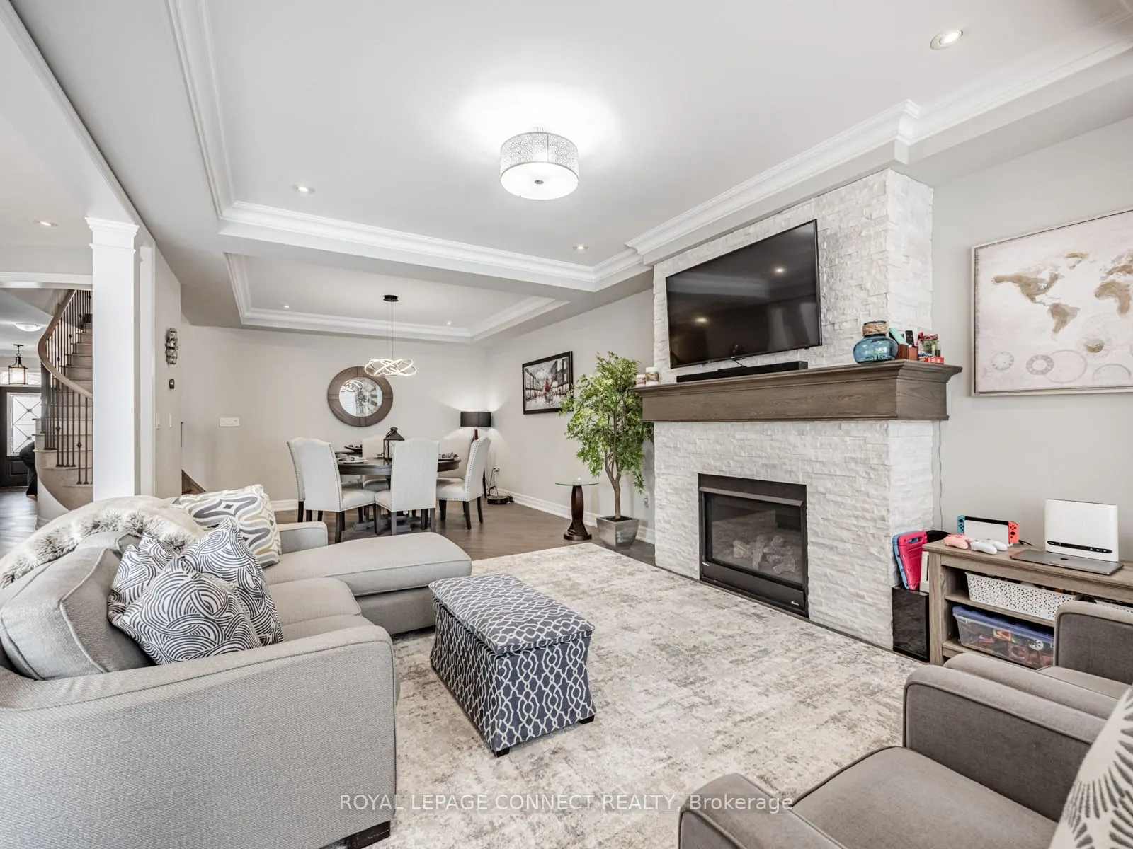 3302 Mintwood Circle