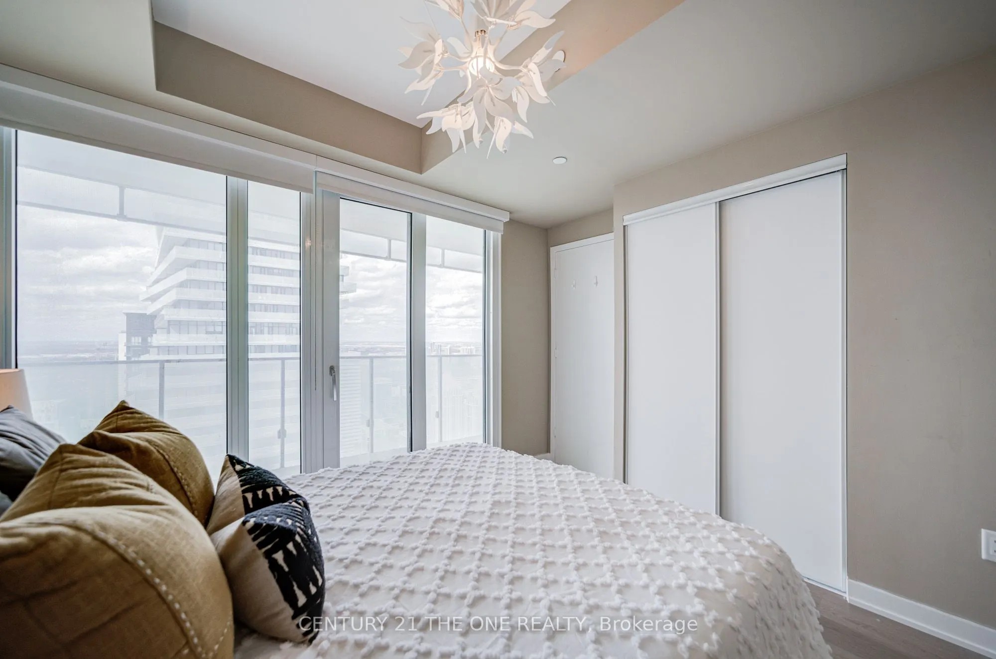 3883 Quartz Road, #4803