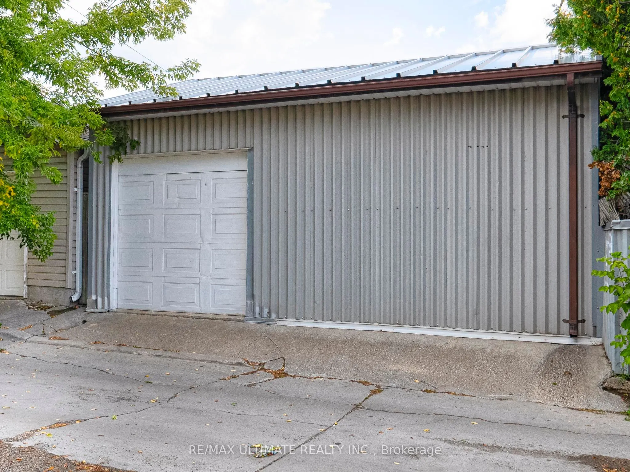107 Livingstone Avenue