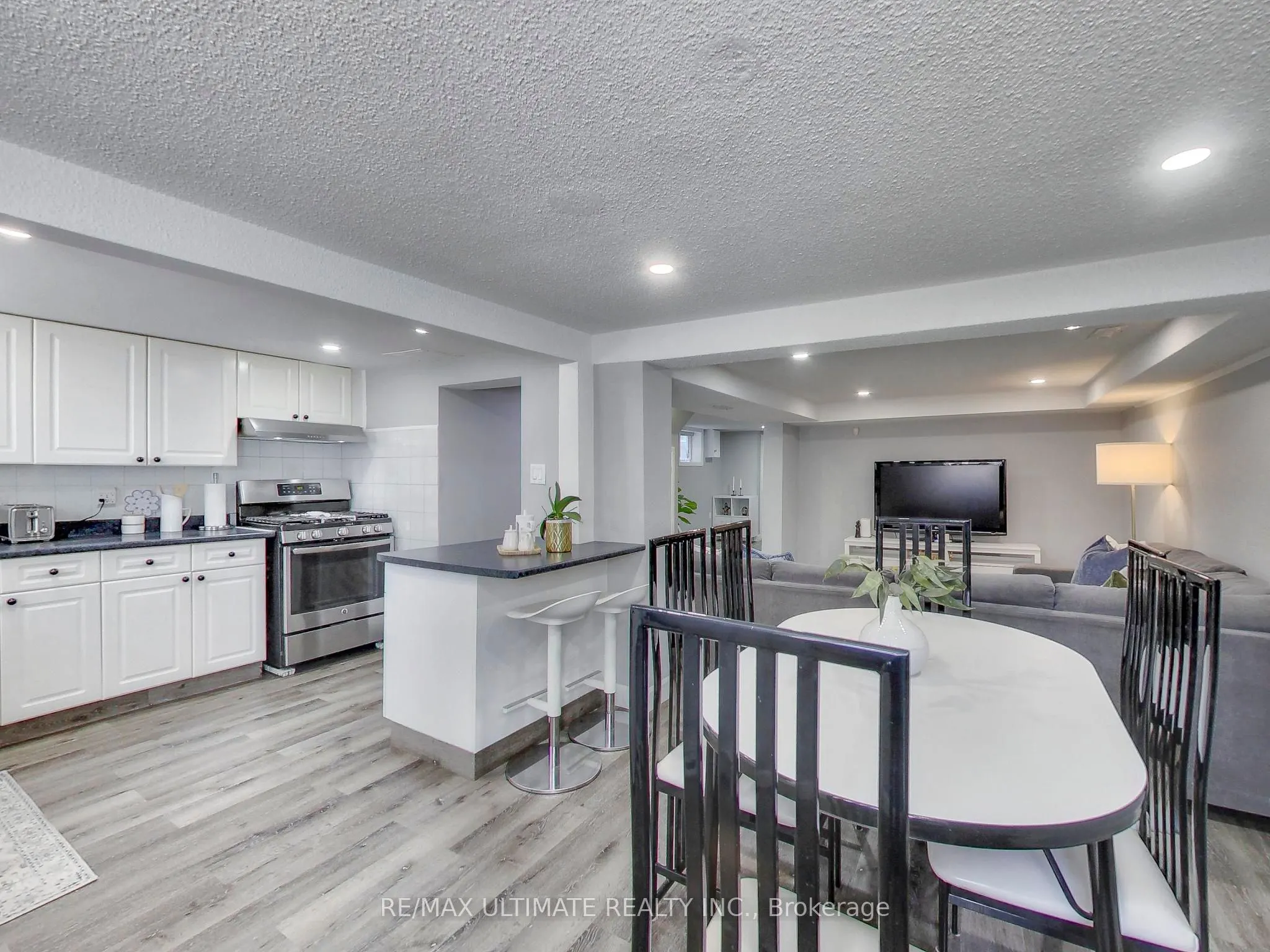 107 Livingstone Avenue