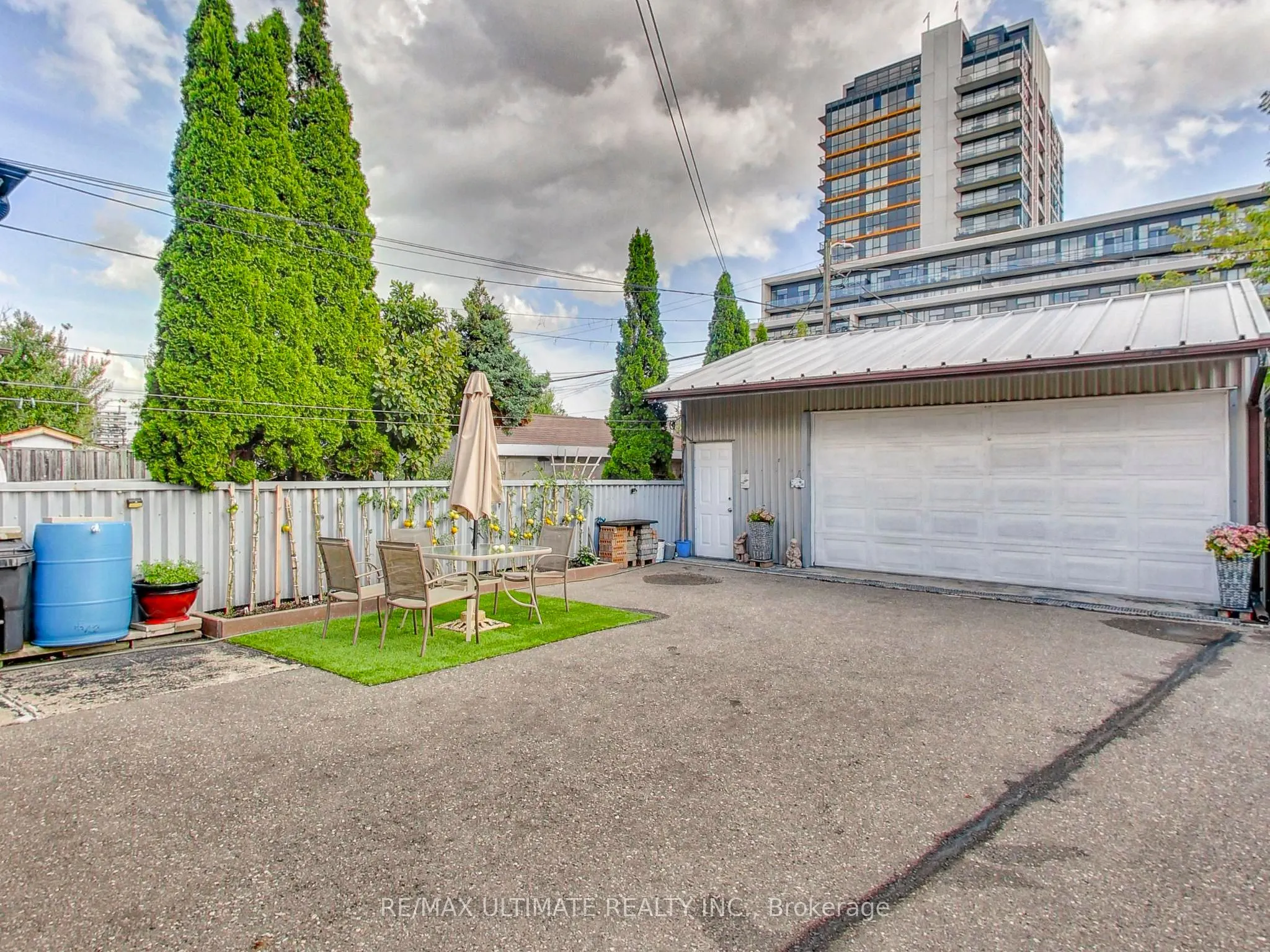 107 Livingstone Avenue