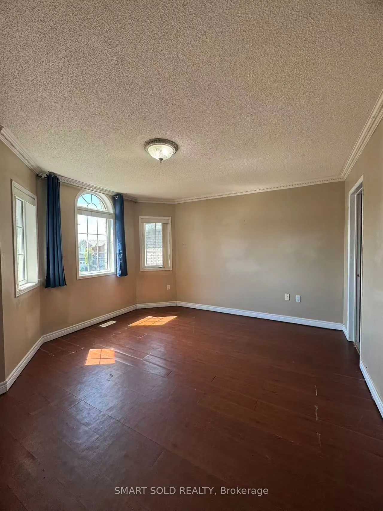 7267 Aldercrest Drive