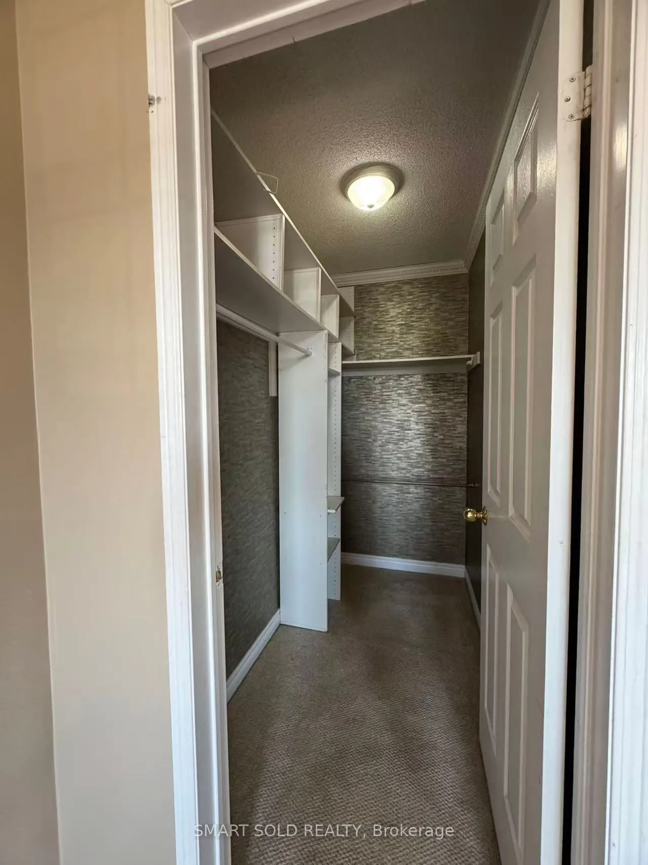 7267 Aldercrest Drive