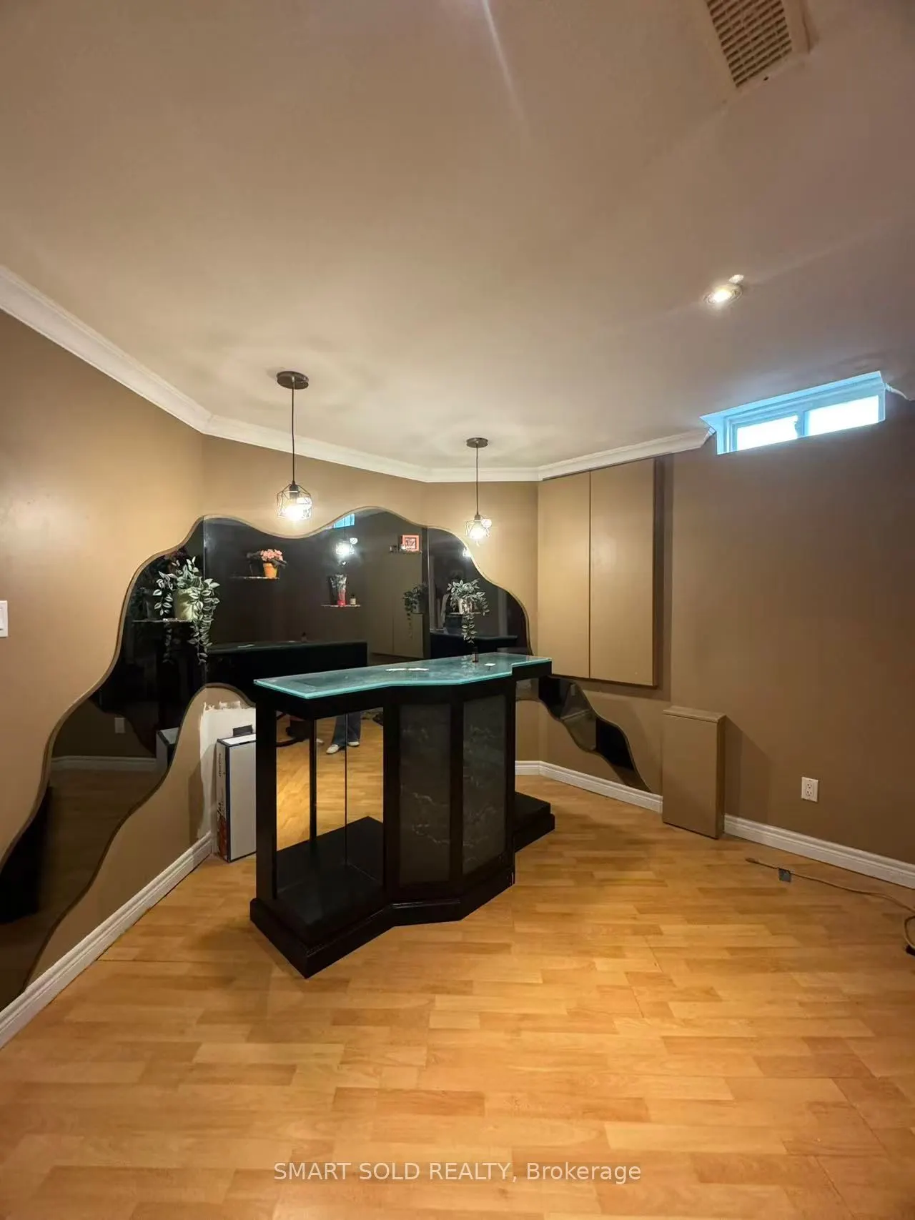 7267 Aldercrest Drive