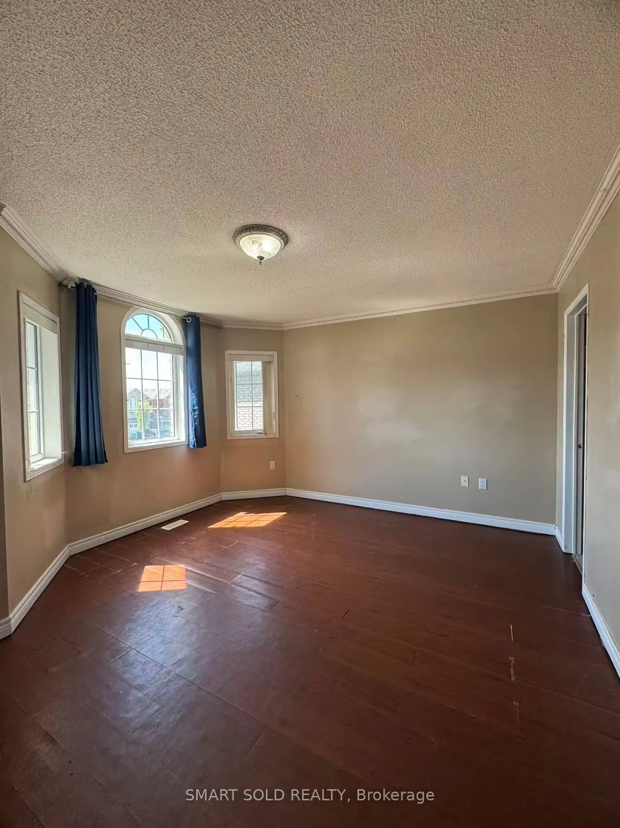 7267 Aldercrest Drive