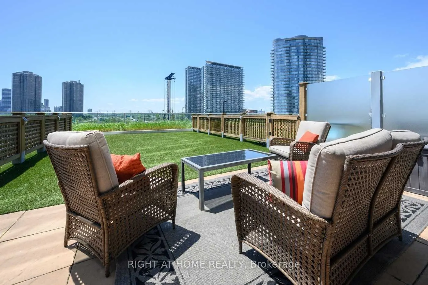 1910 Lake Shore Boulevard W, #505