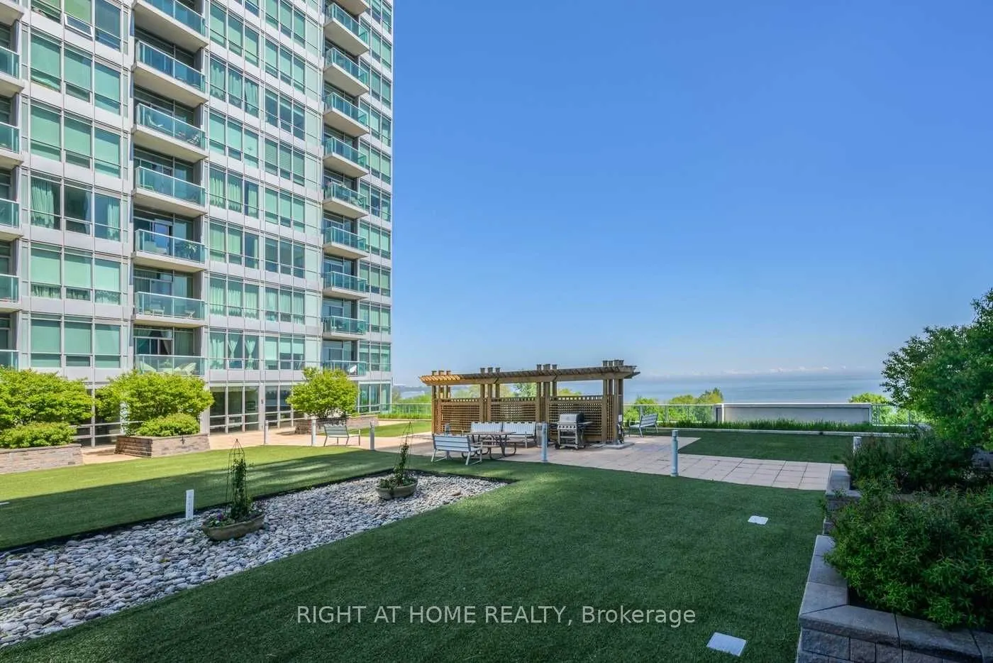 1910 Lake Shore Boulevard W, #505