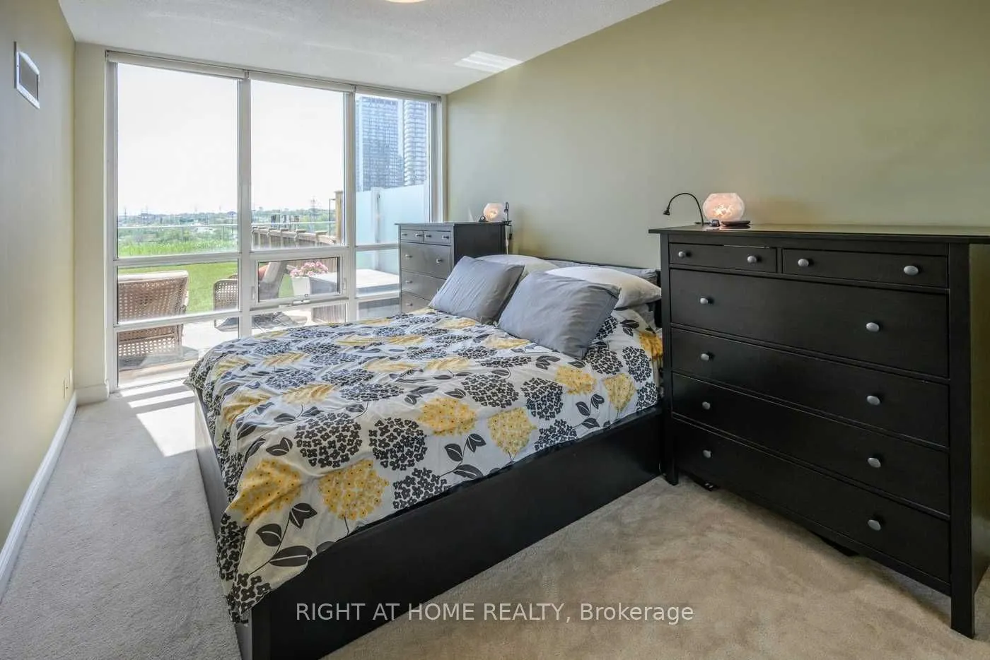 1910 Lake Shore Boulevard W, #505