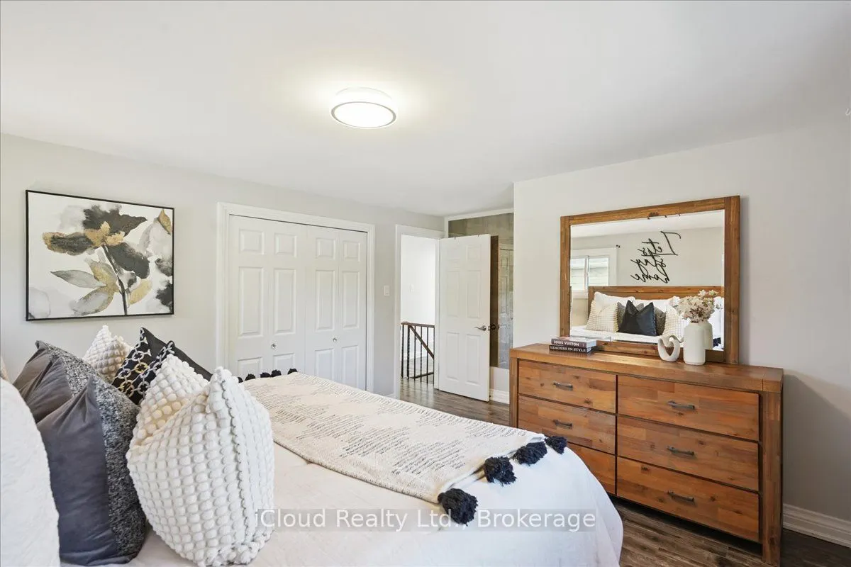 2224 Thorn Lodge Drive