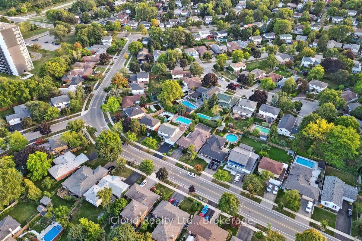 2224 Thorn Lodge Drive