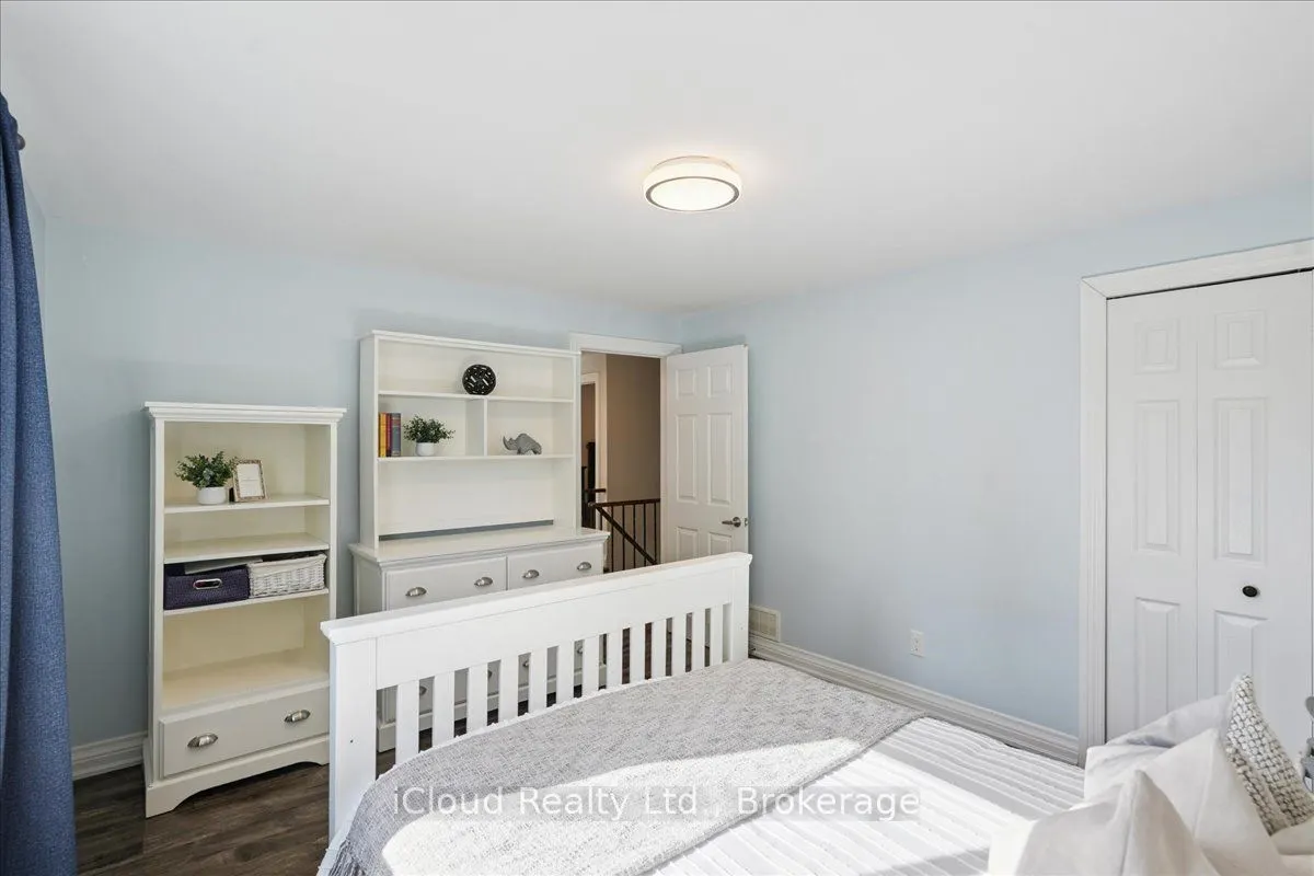 2224 Thorn Lodge Drive