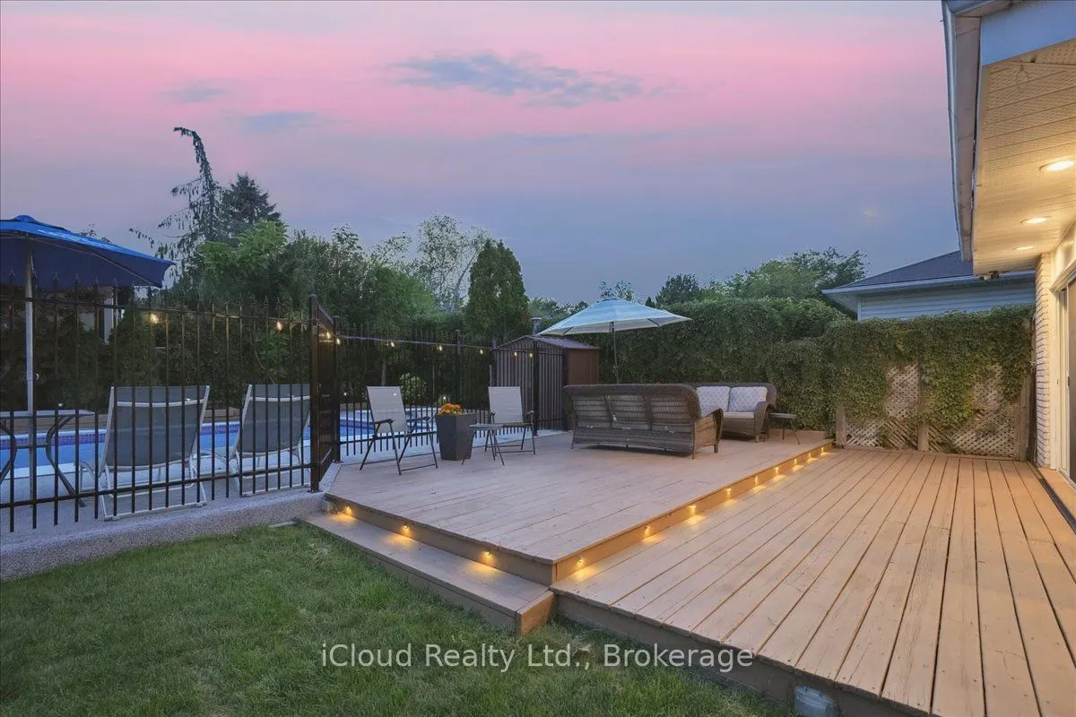 2224 Thorn Lodge Drive