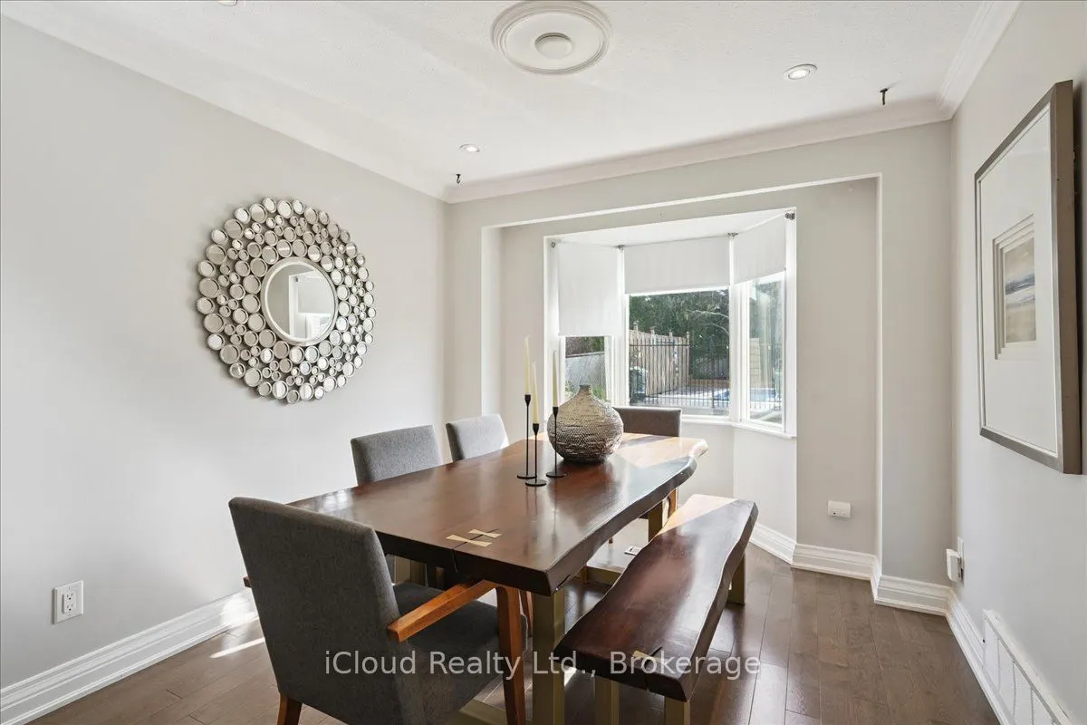 2224 Thorn Lodge Drive