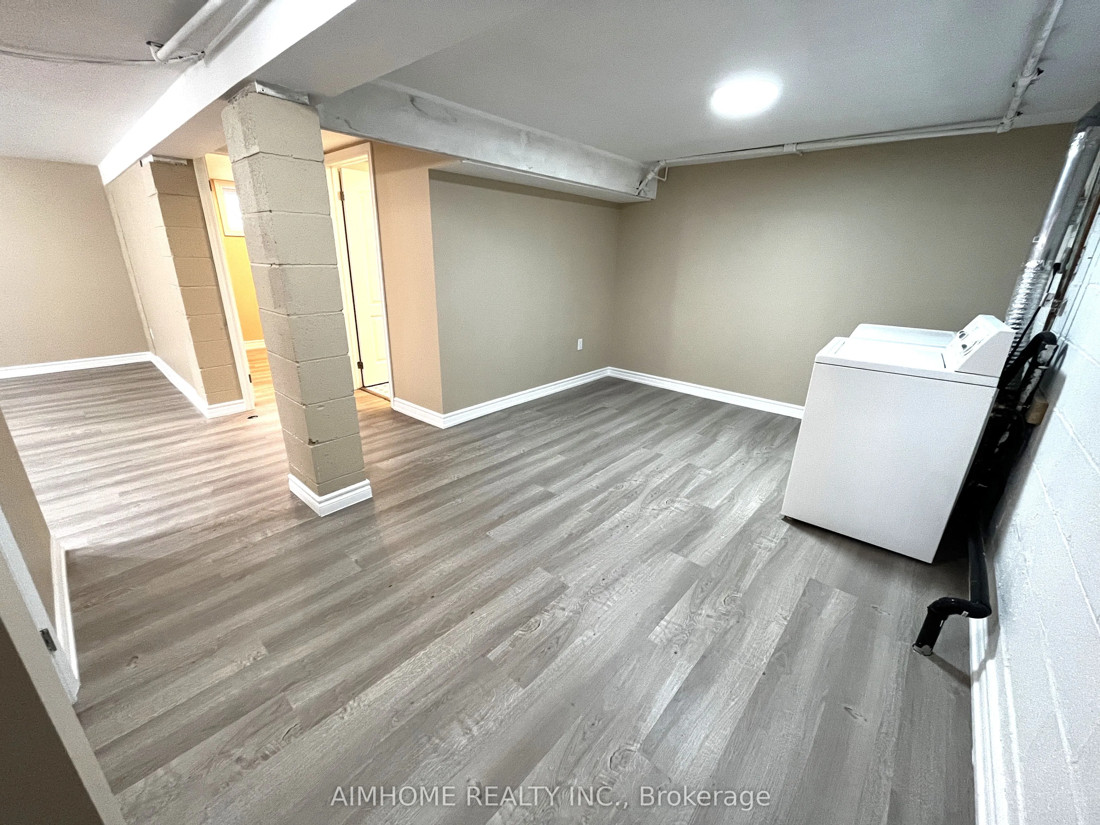 883 Beechwood Avenue, #MainLower
