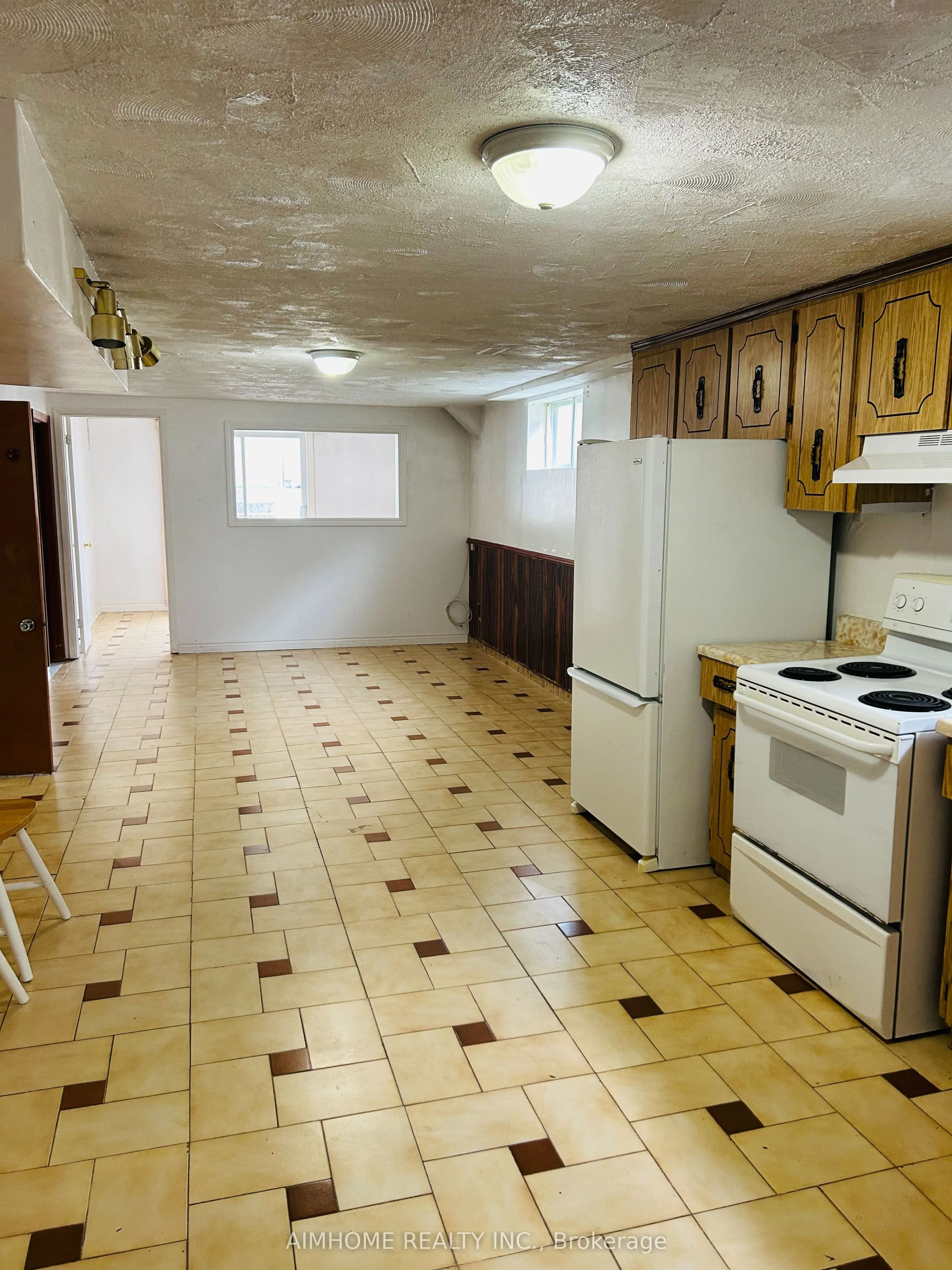 507 Fendalton Street, #Lower