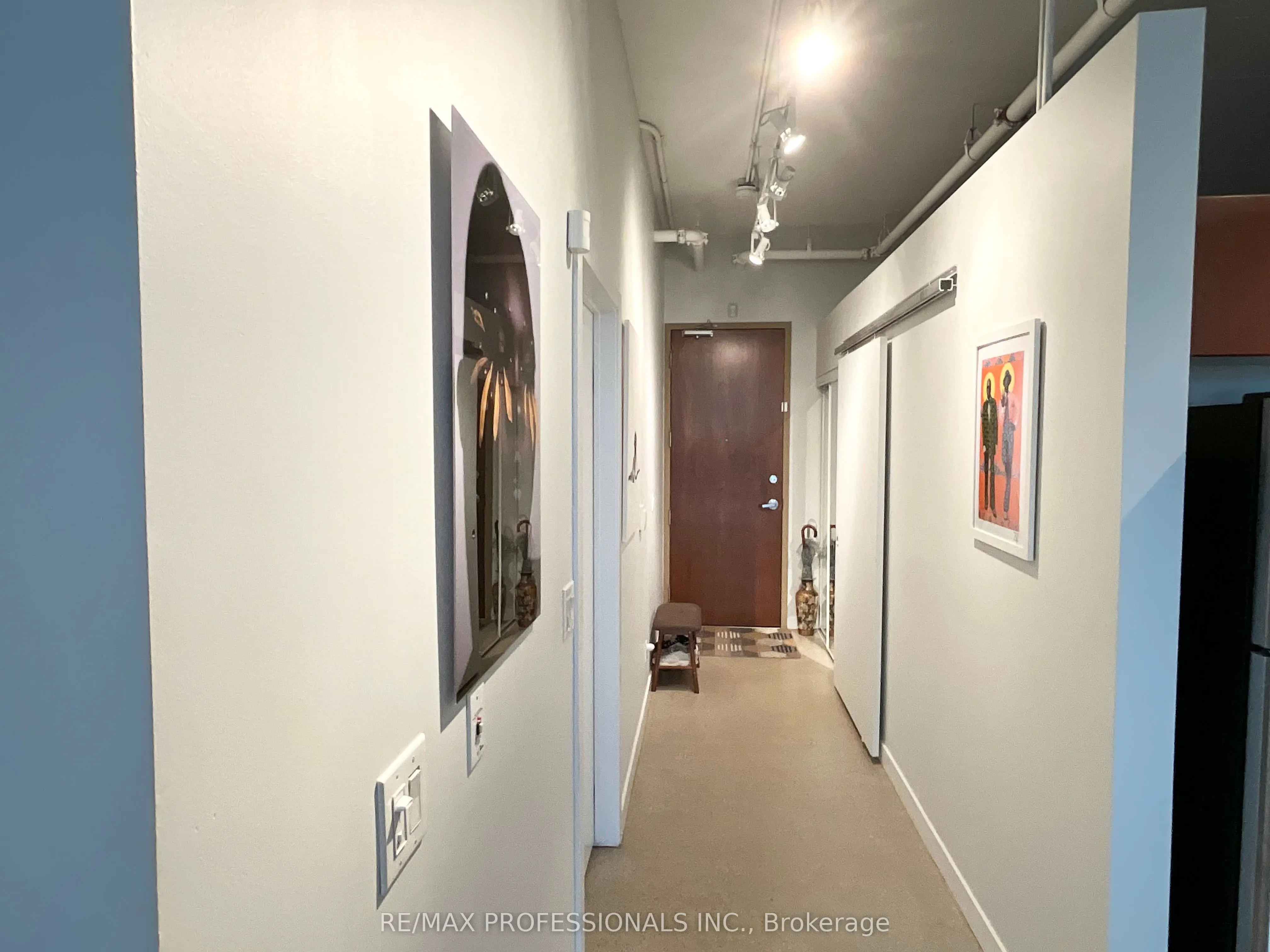 2 Fieldway Road, #1208