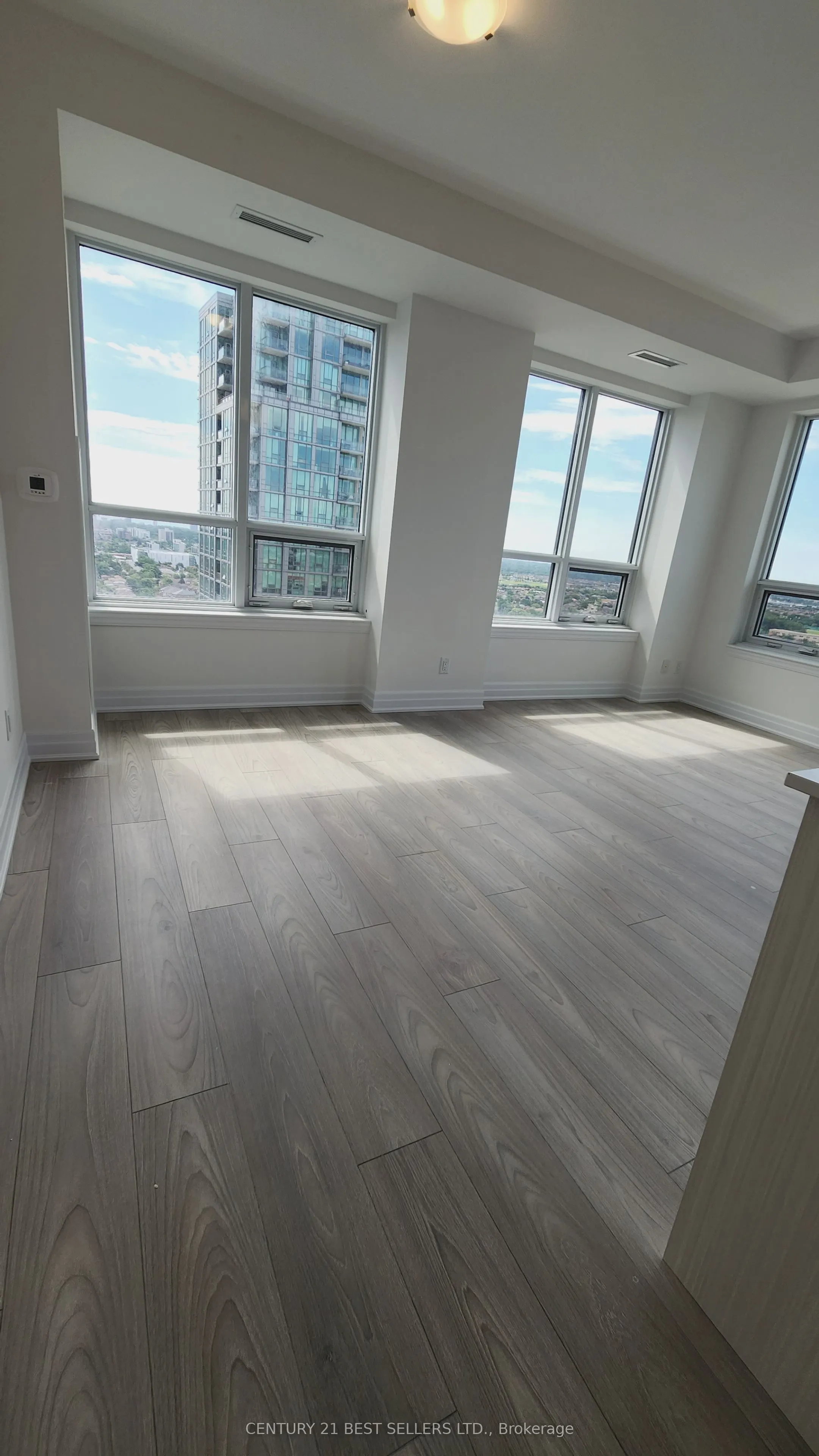 36 Elm Drive W, #2407