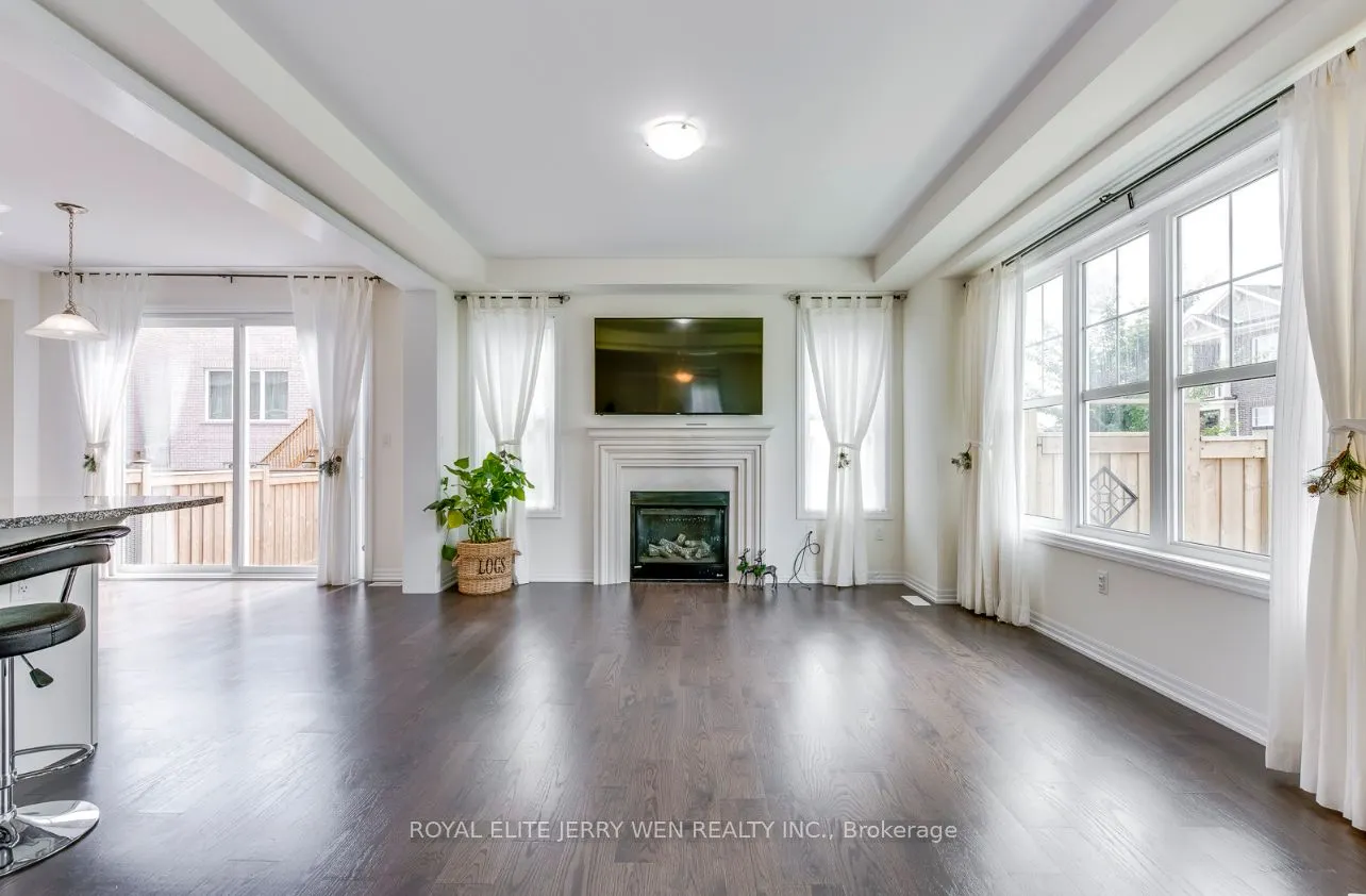 386 Dahlia Trail