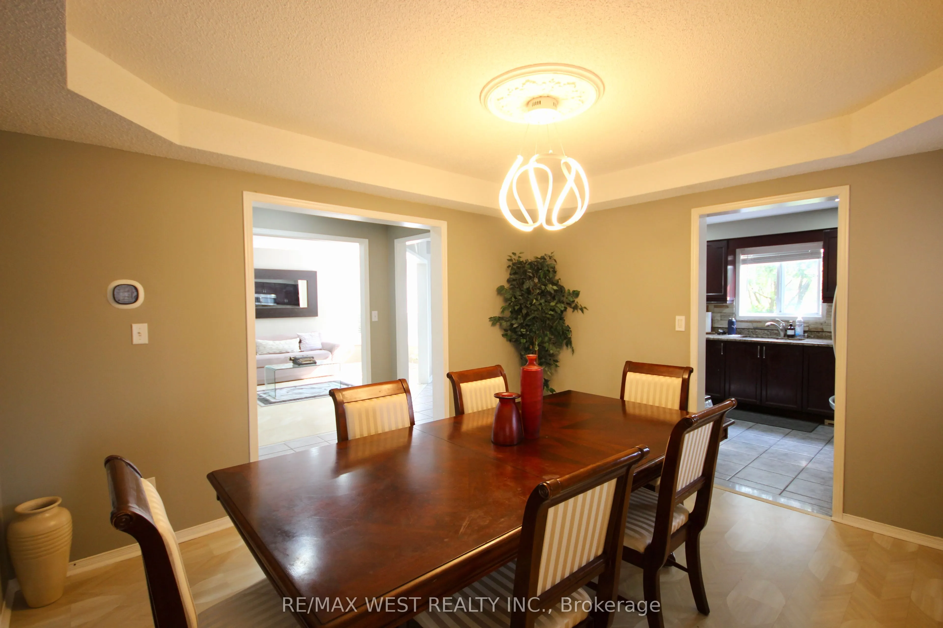 7374 Black Walnut Trail