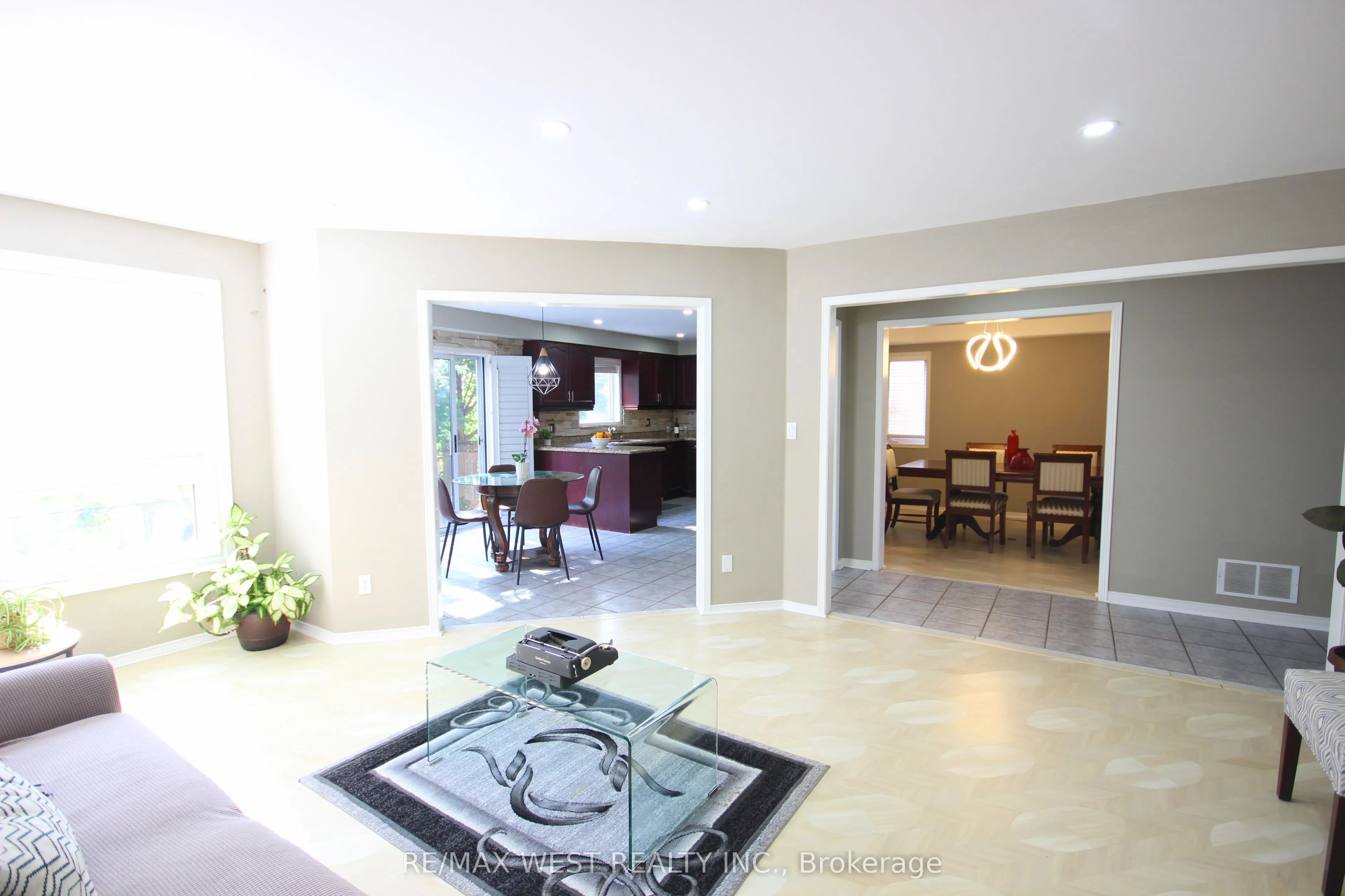 7374 Black Walnut Trail