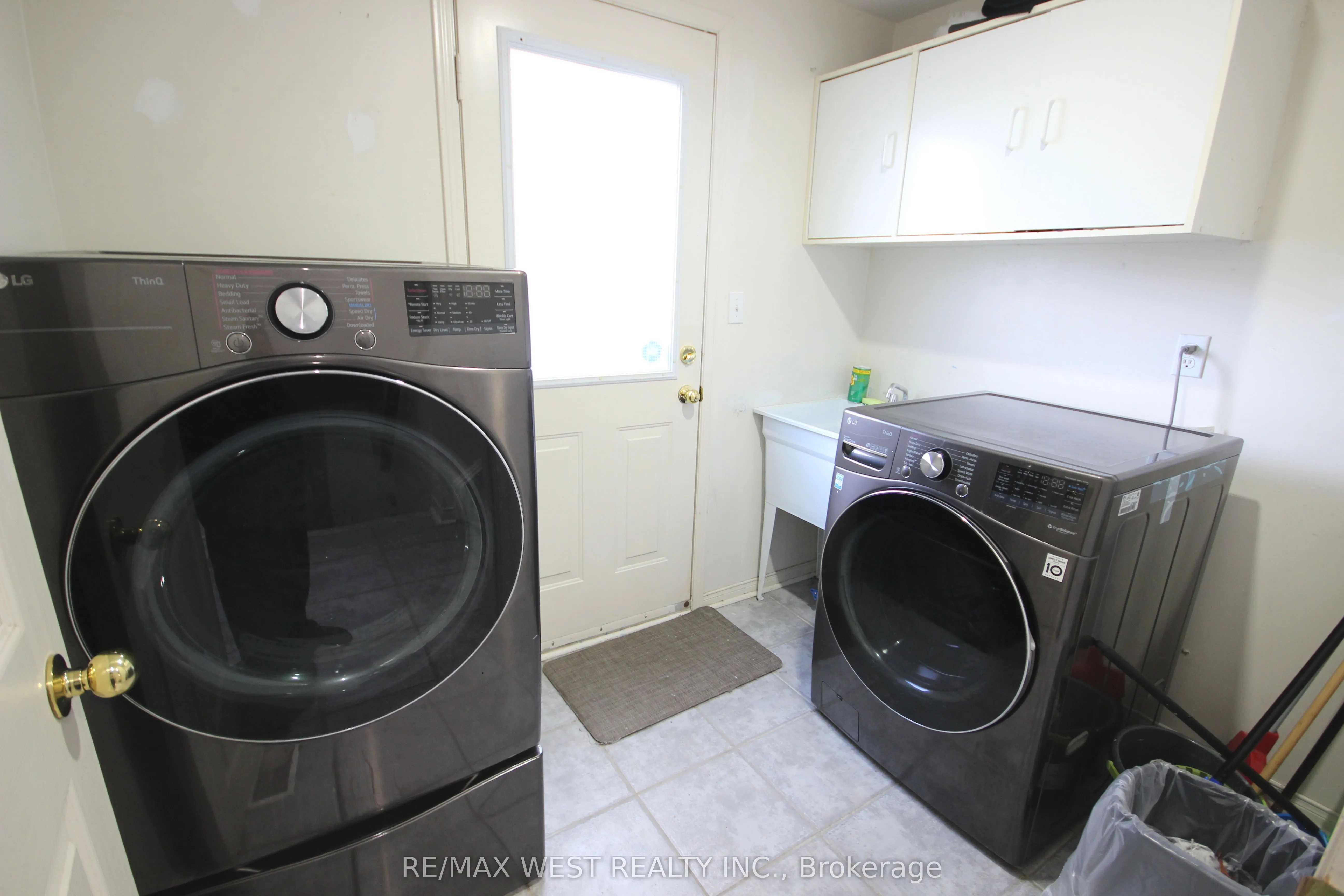 7374 Black Walnut Trail