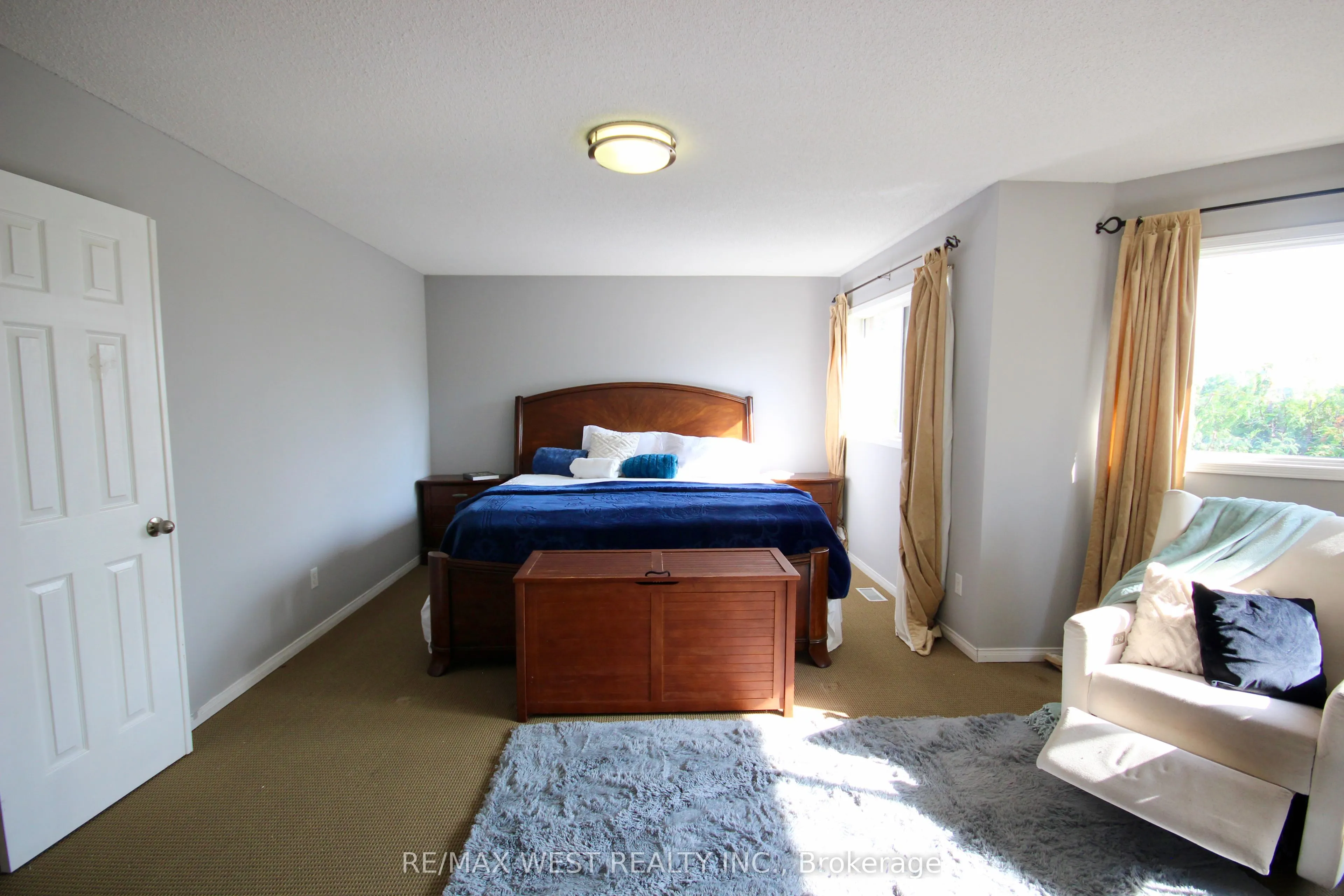 7374 Black Walnut Trail