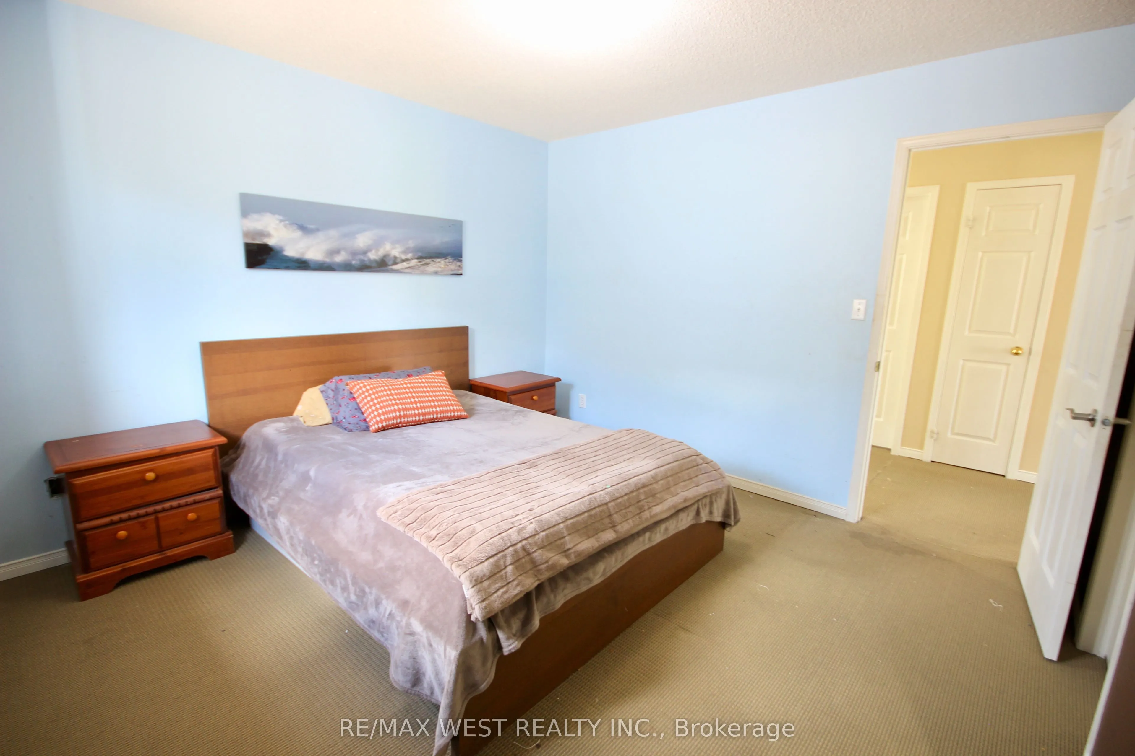 7374 Black Walnut Trail