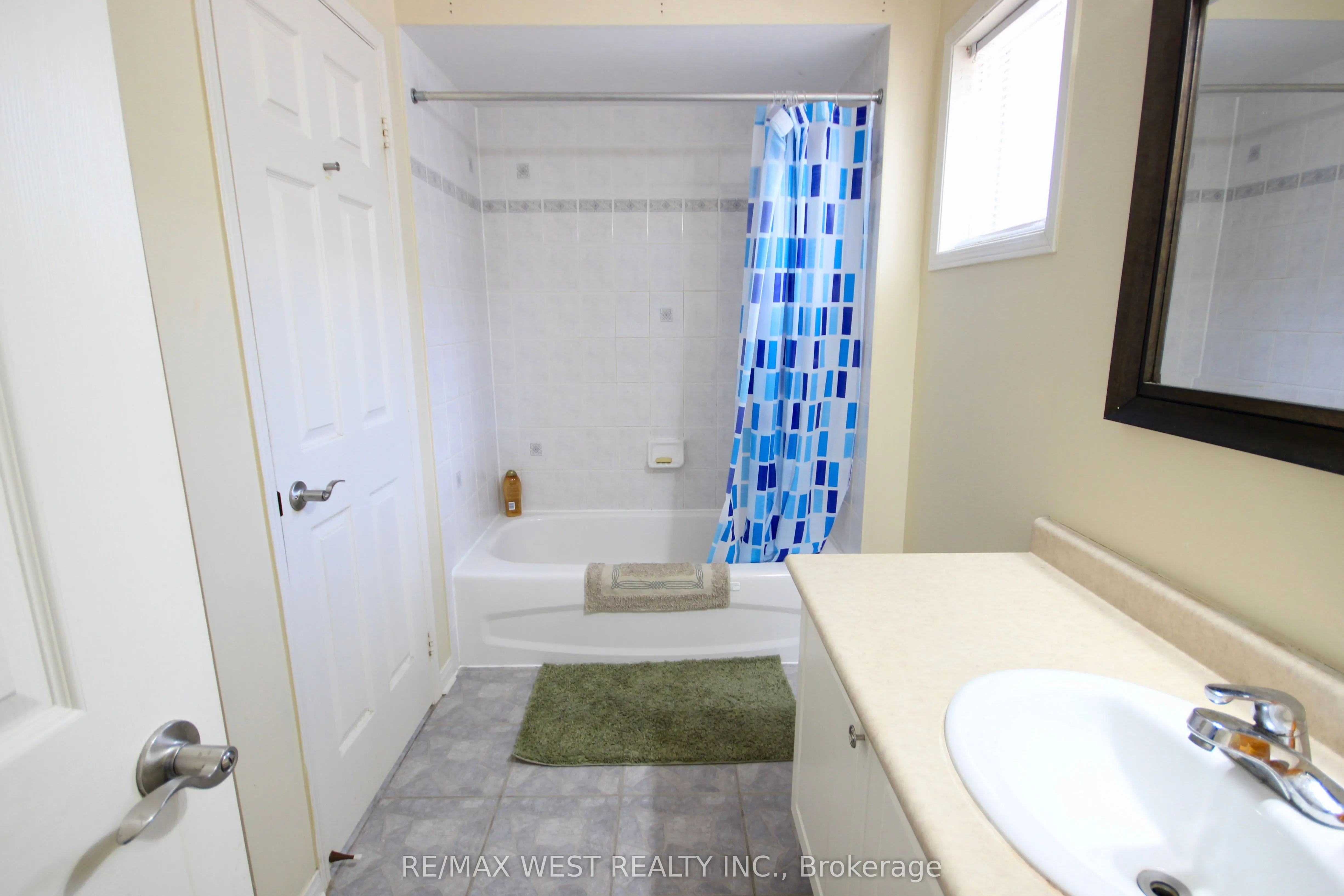 7374 Black Walnut Trail