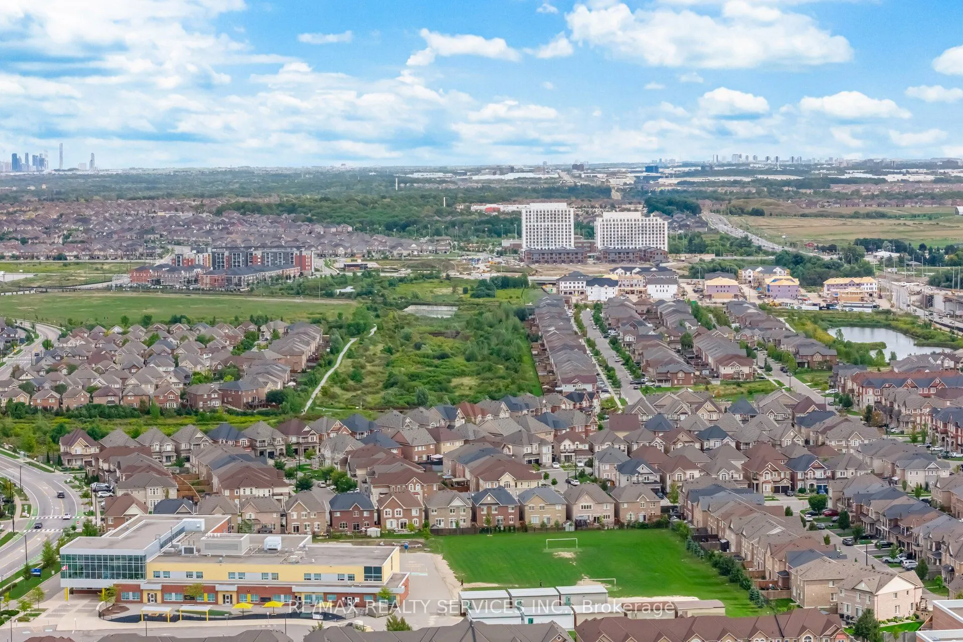6 Summer Wind Lane E, #14