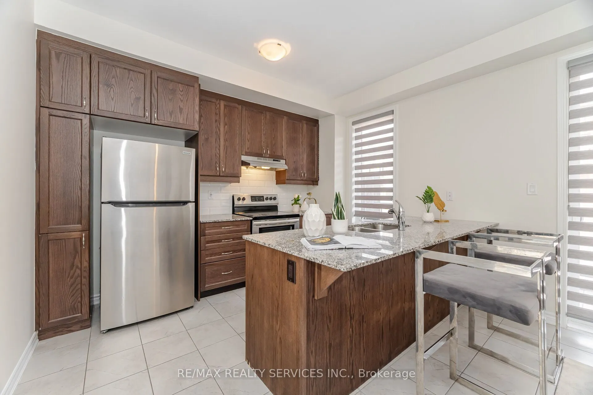 6 Summer Wind Lane E, #14