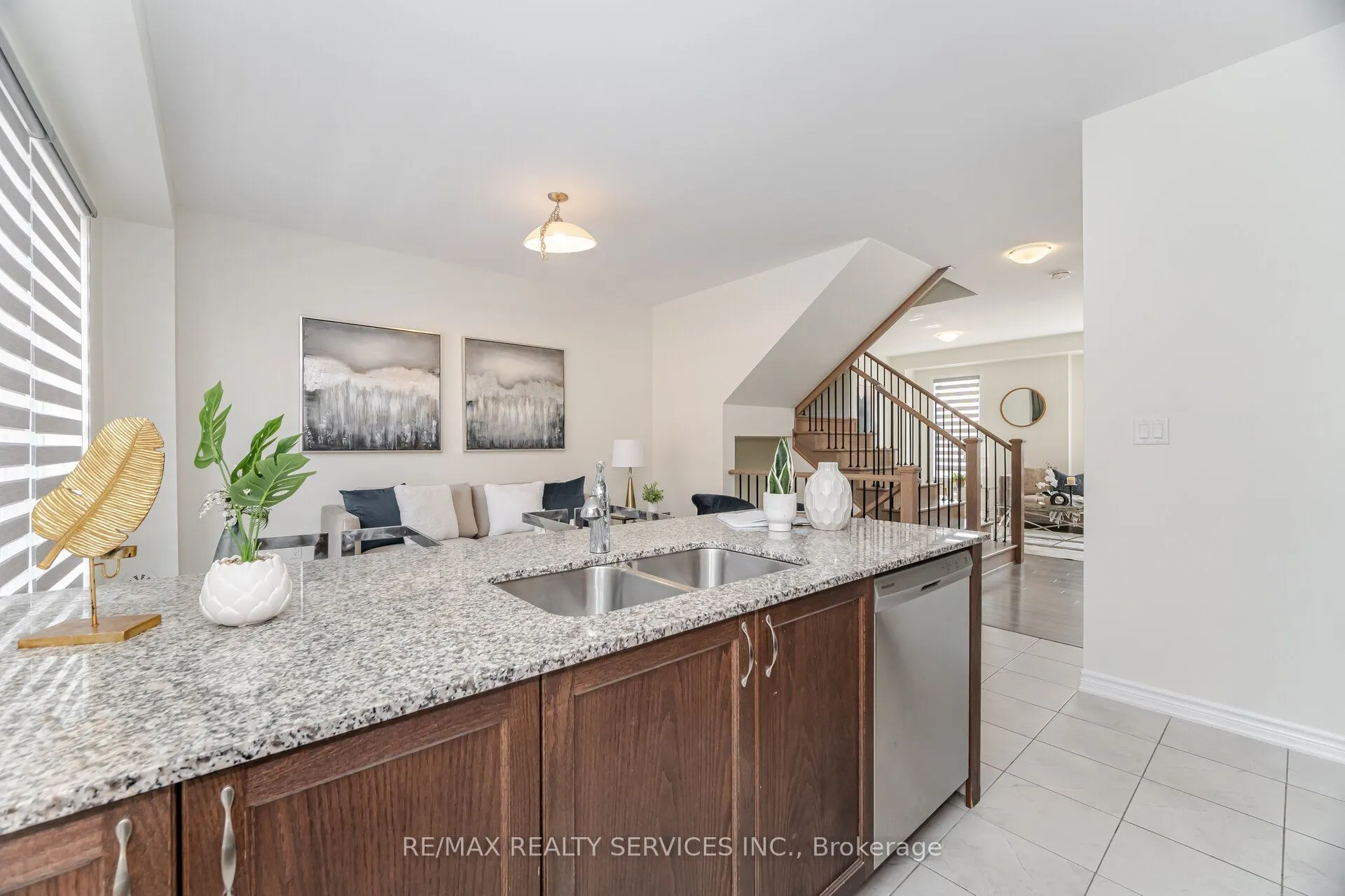 6 Summer Wind Lane E, #14
