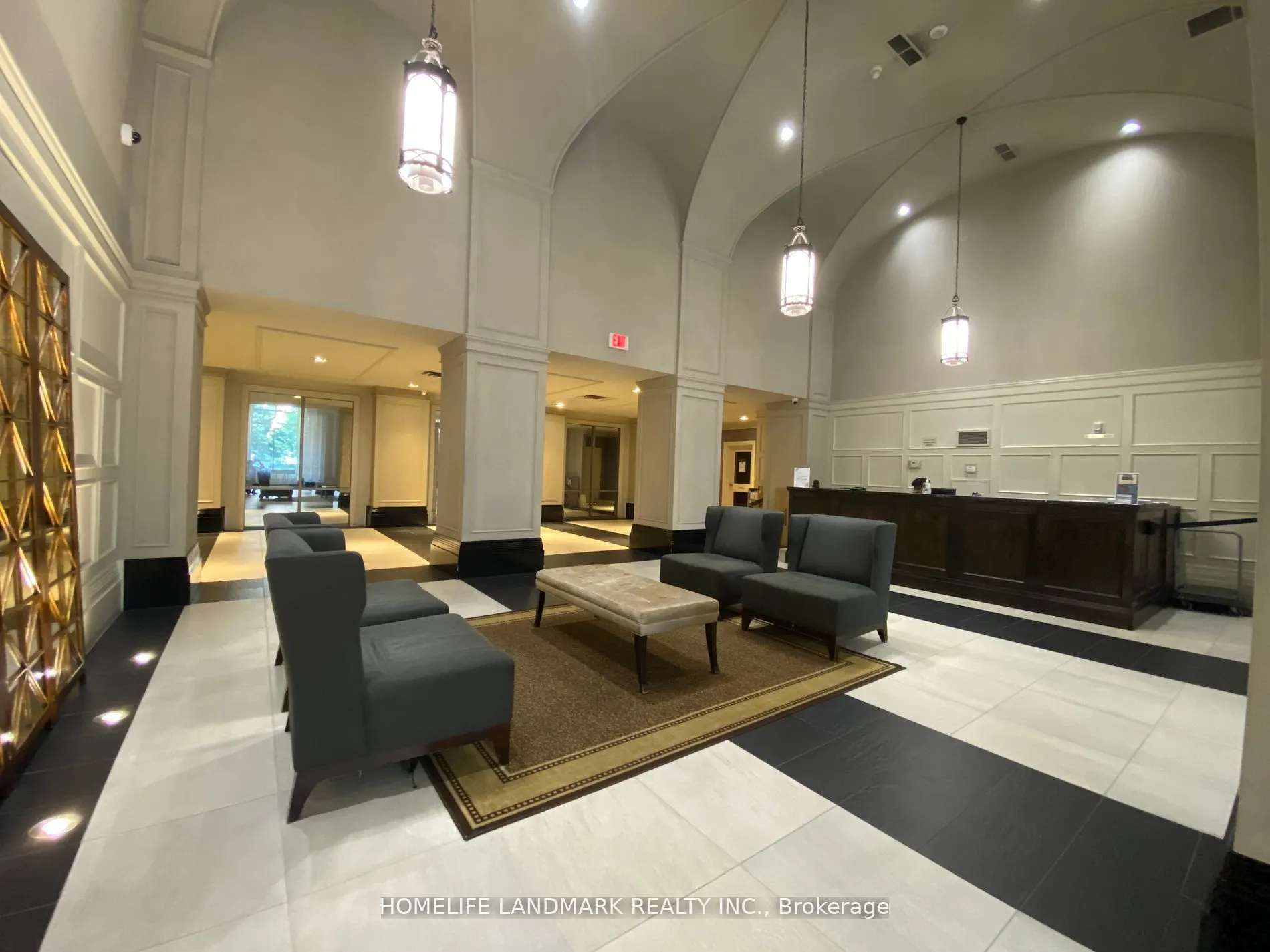 388 Prince Of Wales Drive, #3702