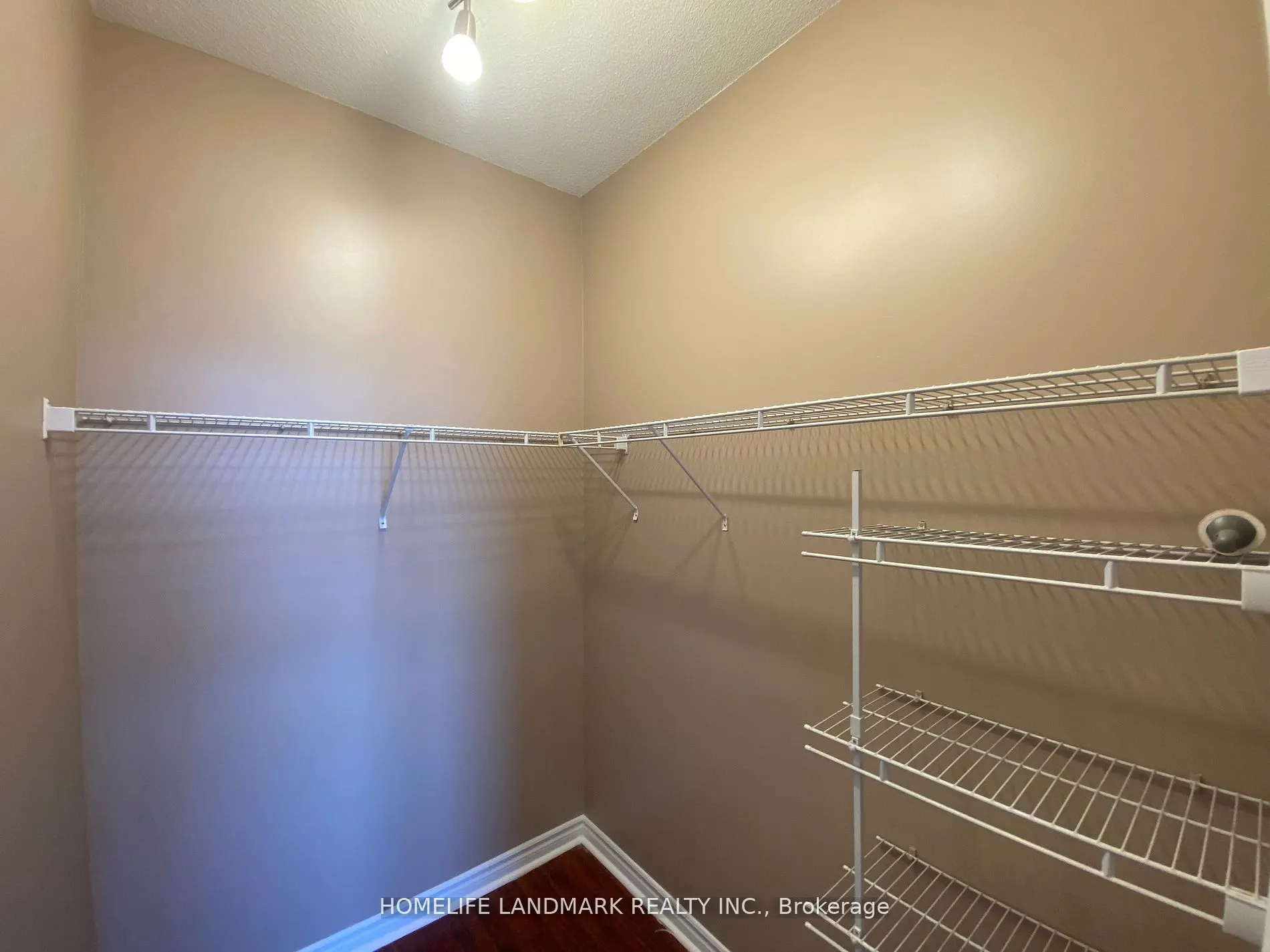 388 Prince Of Wales Drive, #3702